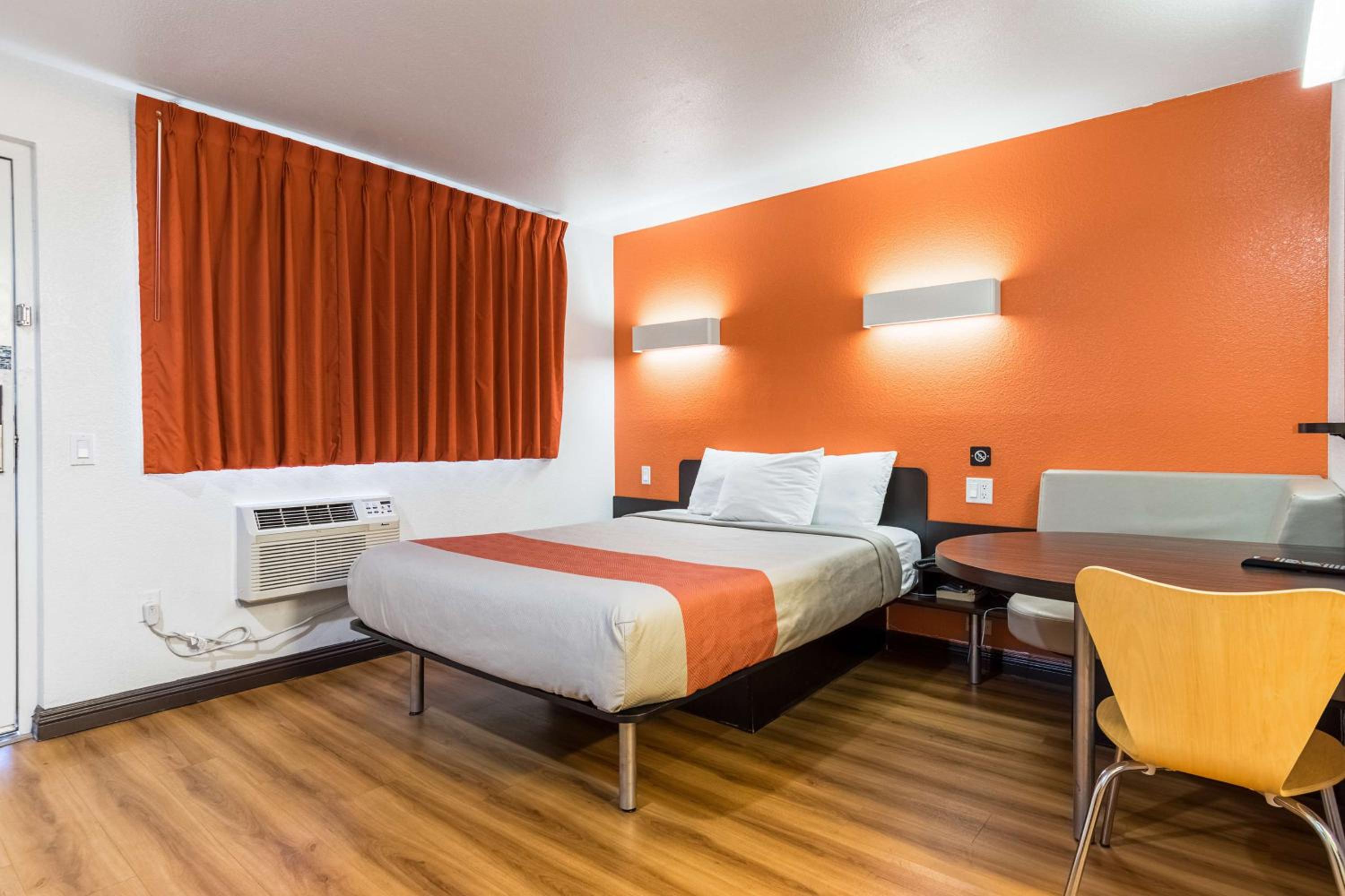 Motel 6 Riverside, CA - UCR East, Billede 3