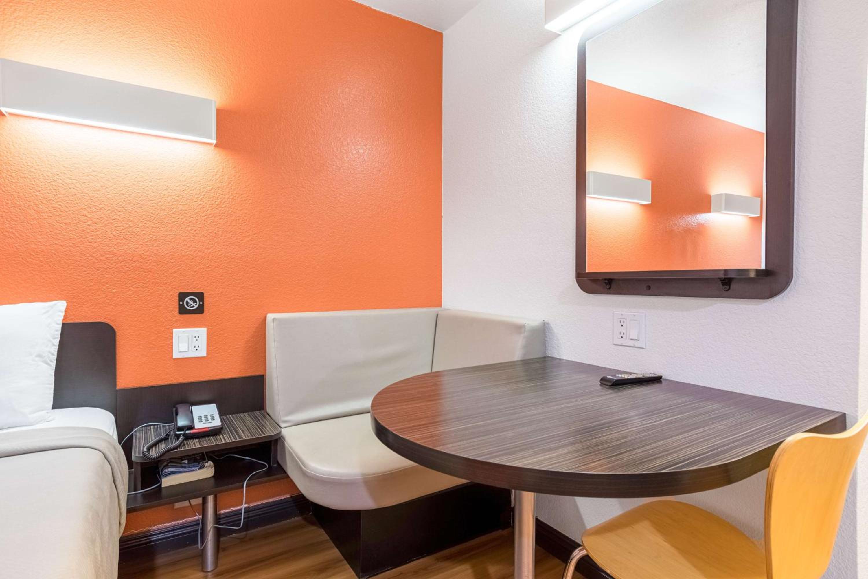 Motel 6 Riverside, CA - UCR East, Billede 2