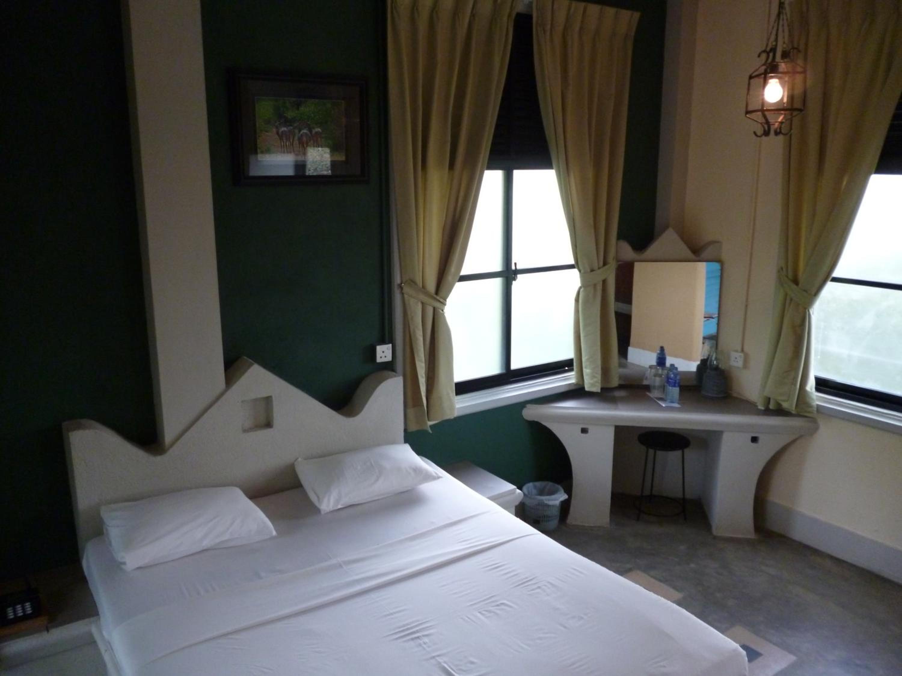 Standard Non/AC Room - Photo 2
