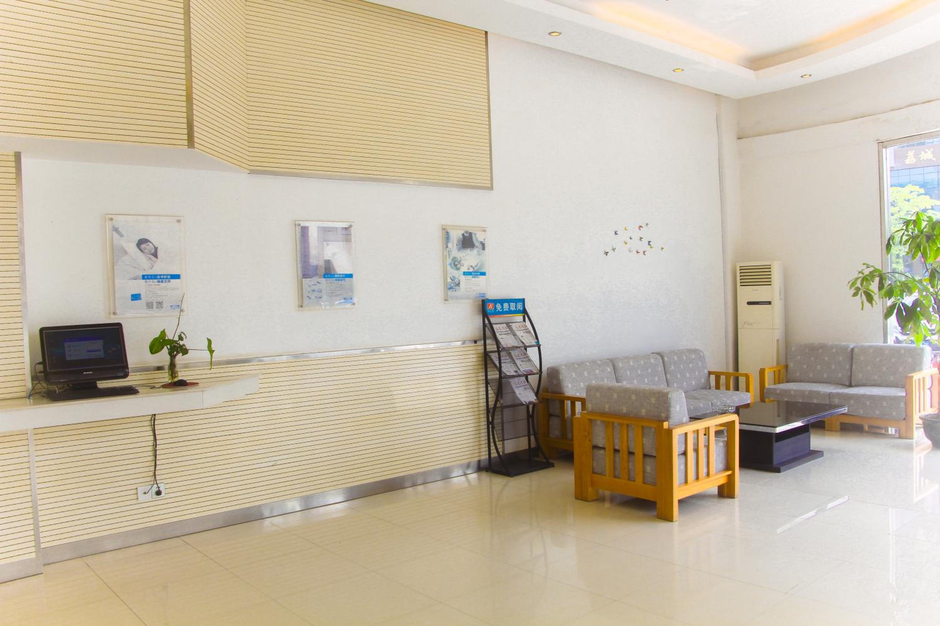 Business Double Room B