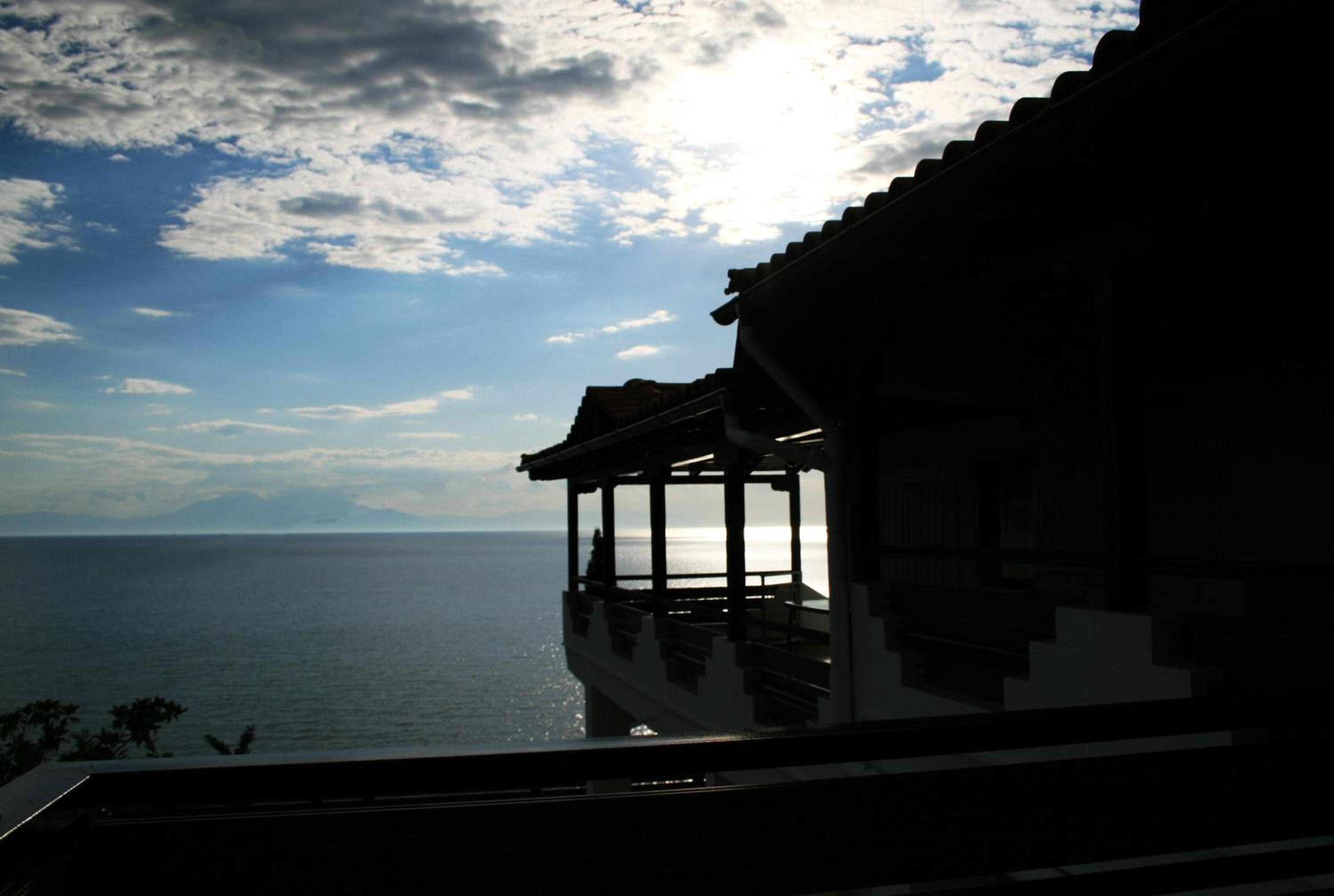 Two-Bedroom Suite with Private Jacuzzi (2) photo 3