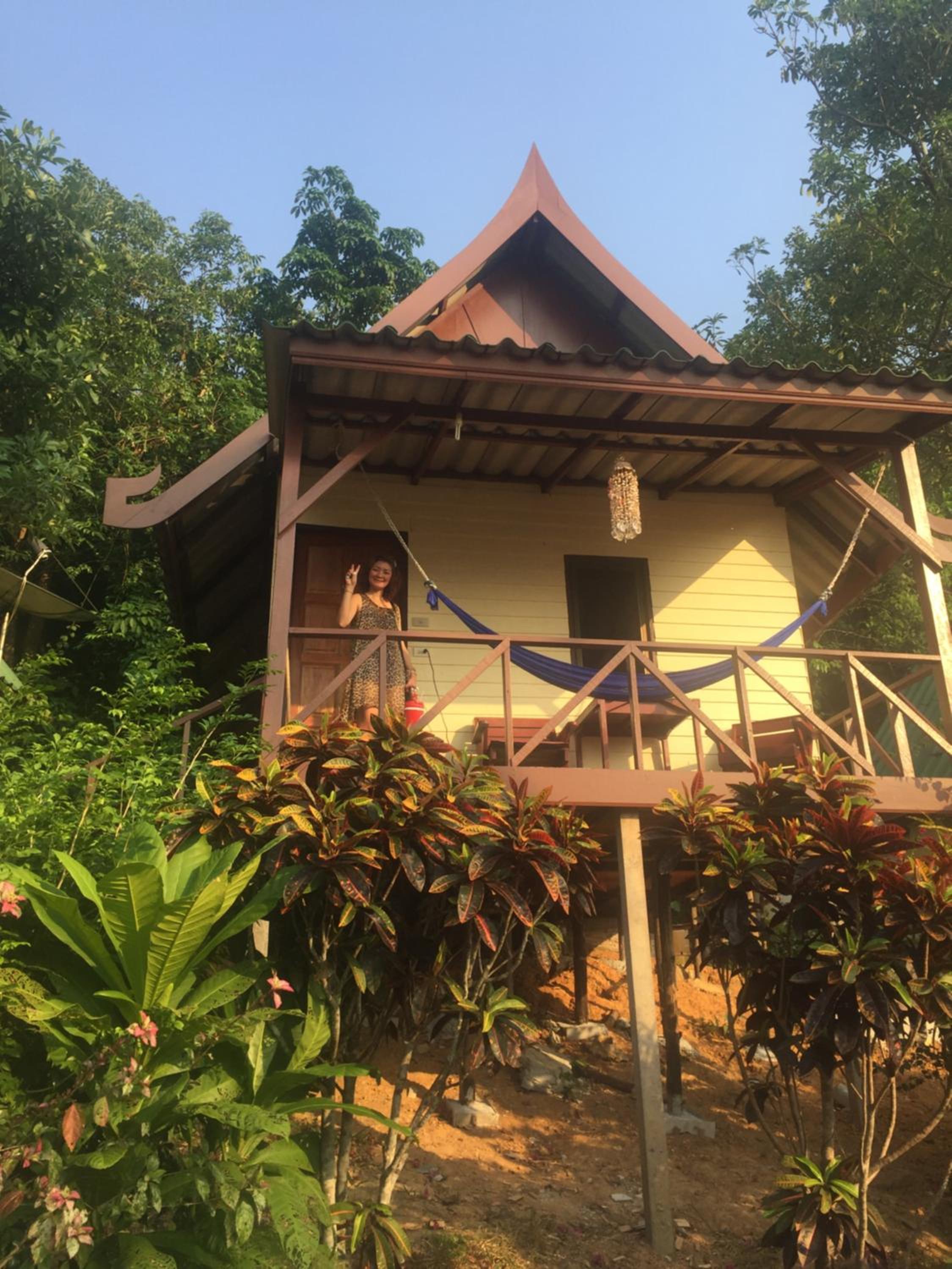 Bungalow with Sea View - Photo 5