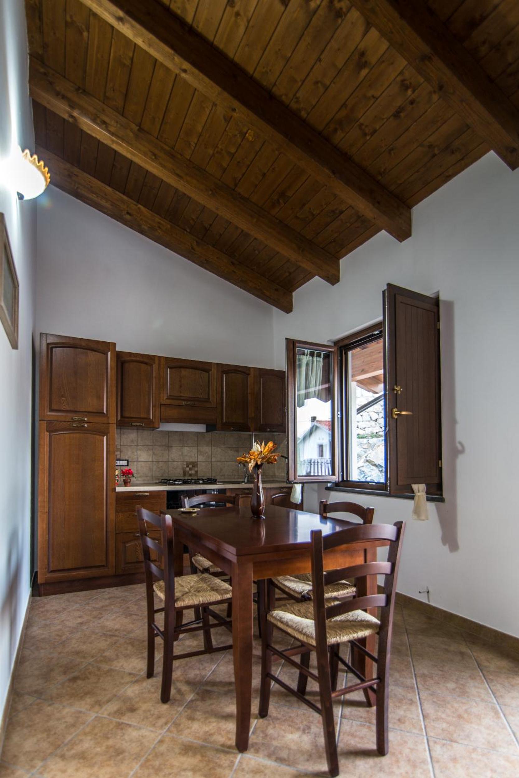 One-Bedroom Apartment - Photo 40