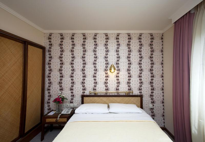 Double or Twin Room - Photo 4