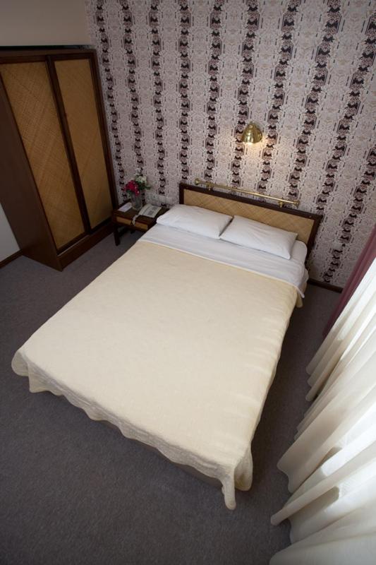 Double or Twin Room - Photo 3