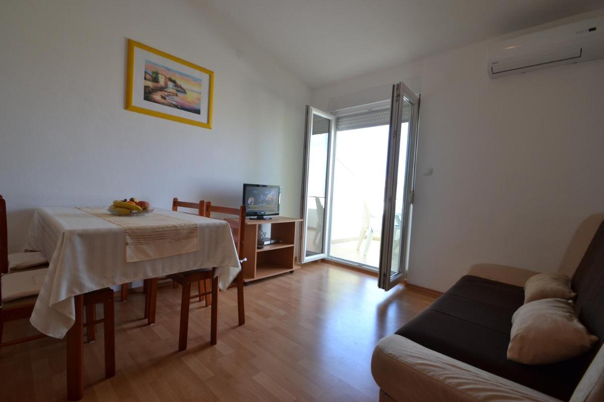 Apartment with Sea View photo 3