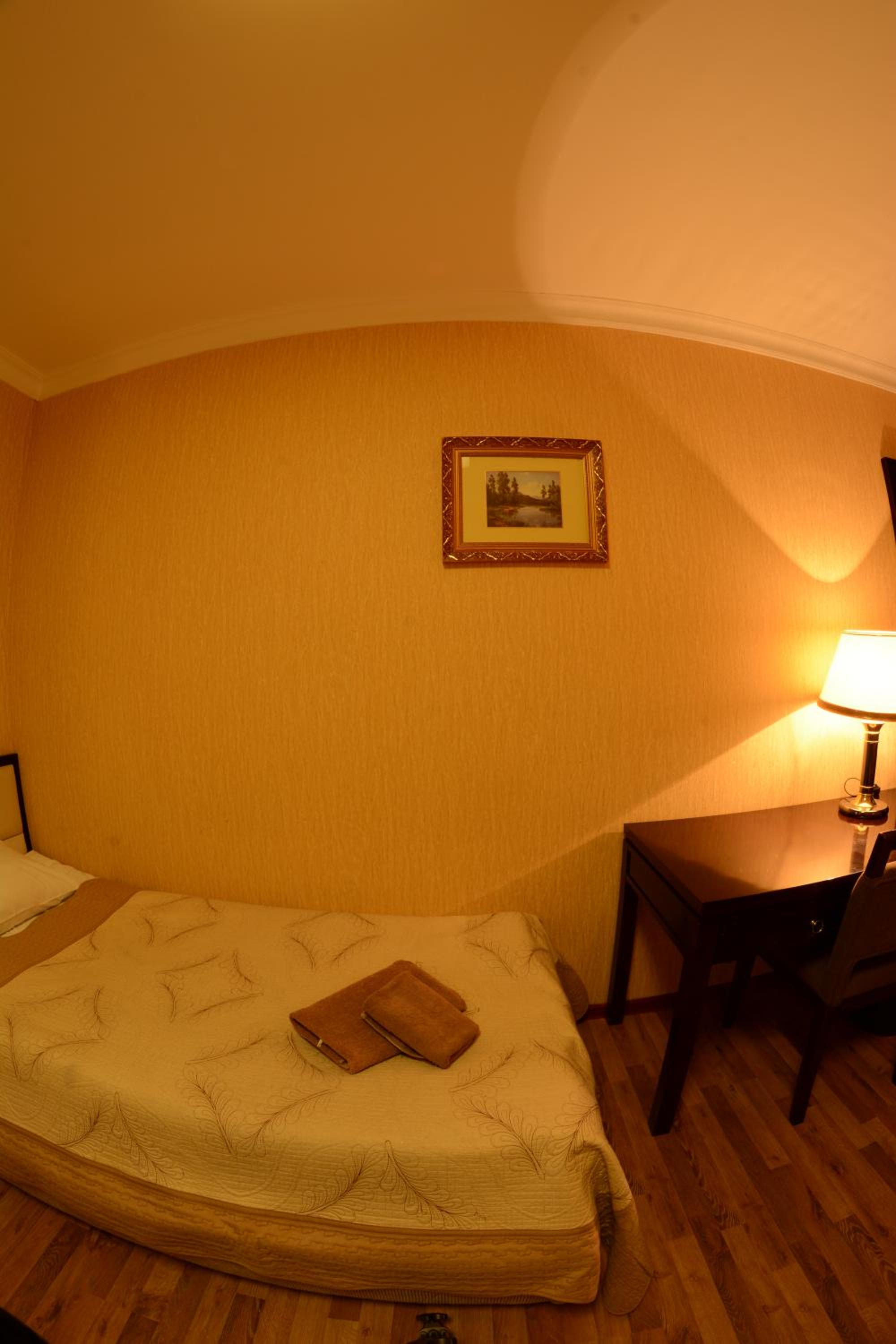 Standard Twin Room photo 3