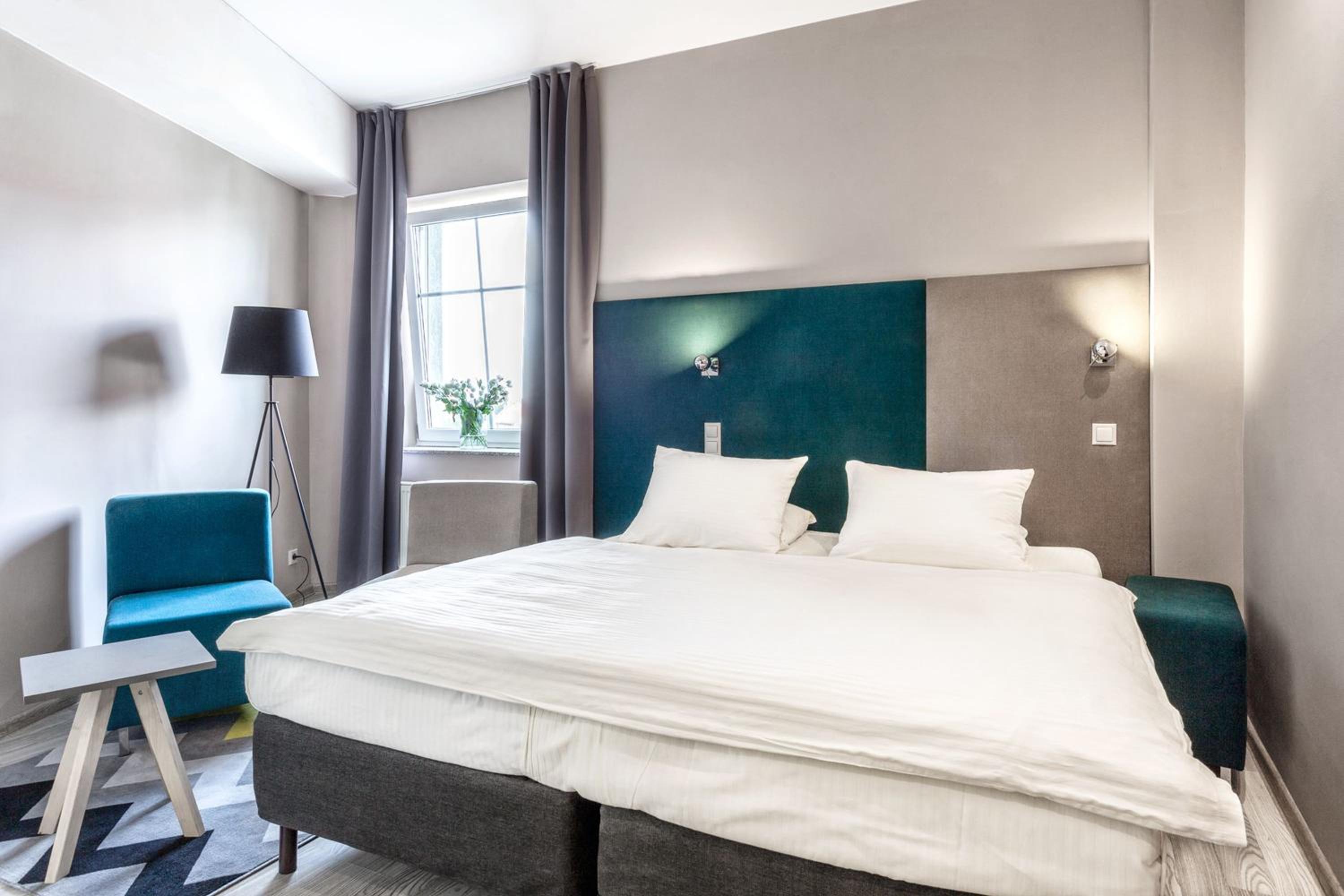 Standard Double or Twin Room - Photo 4