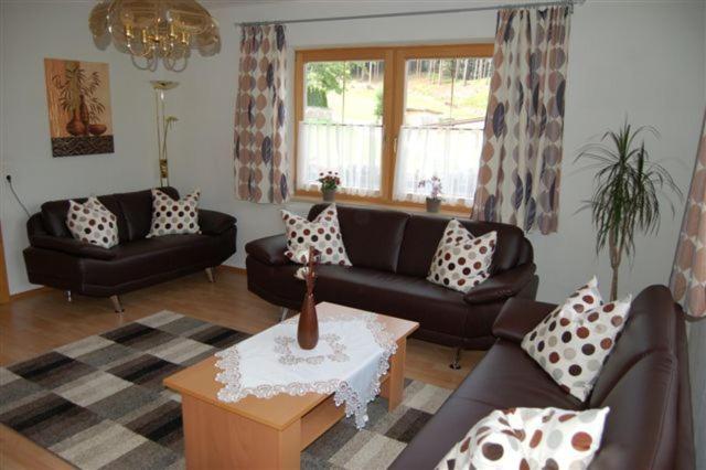 Standard Three-Bedroom Apartment With Balcony photo 1