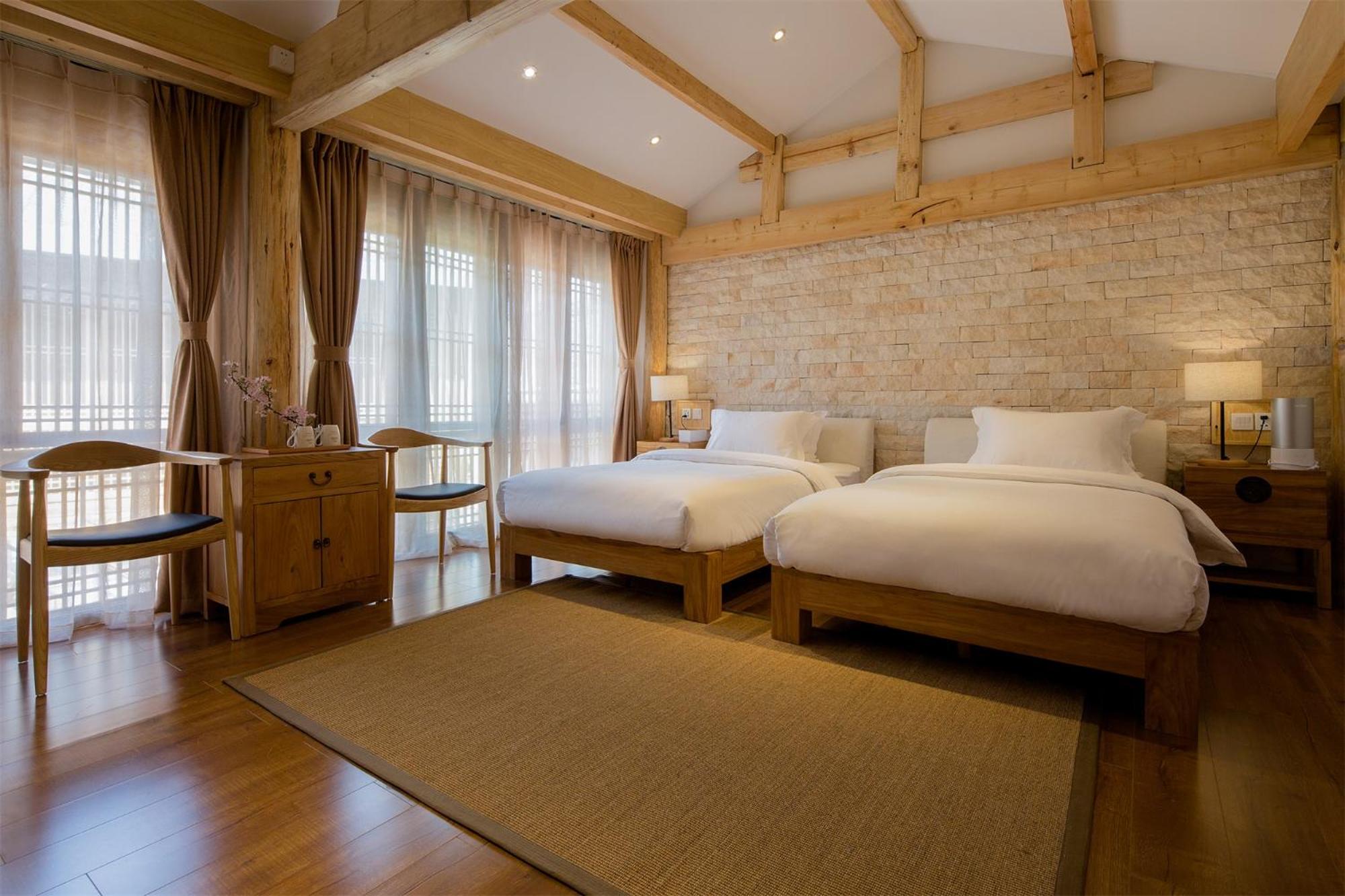 Double or Twin Room with Bathroom photo 1