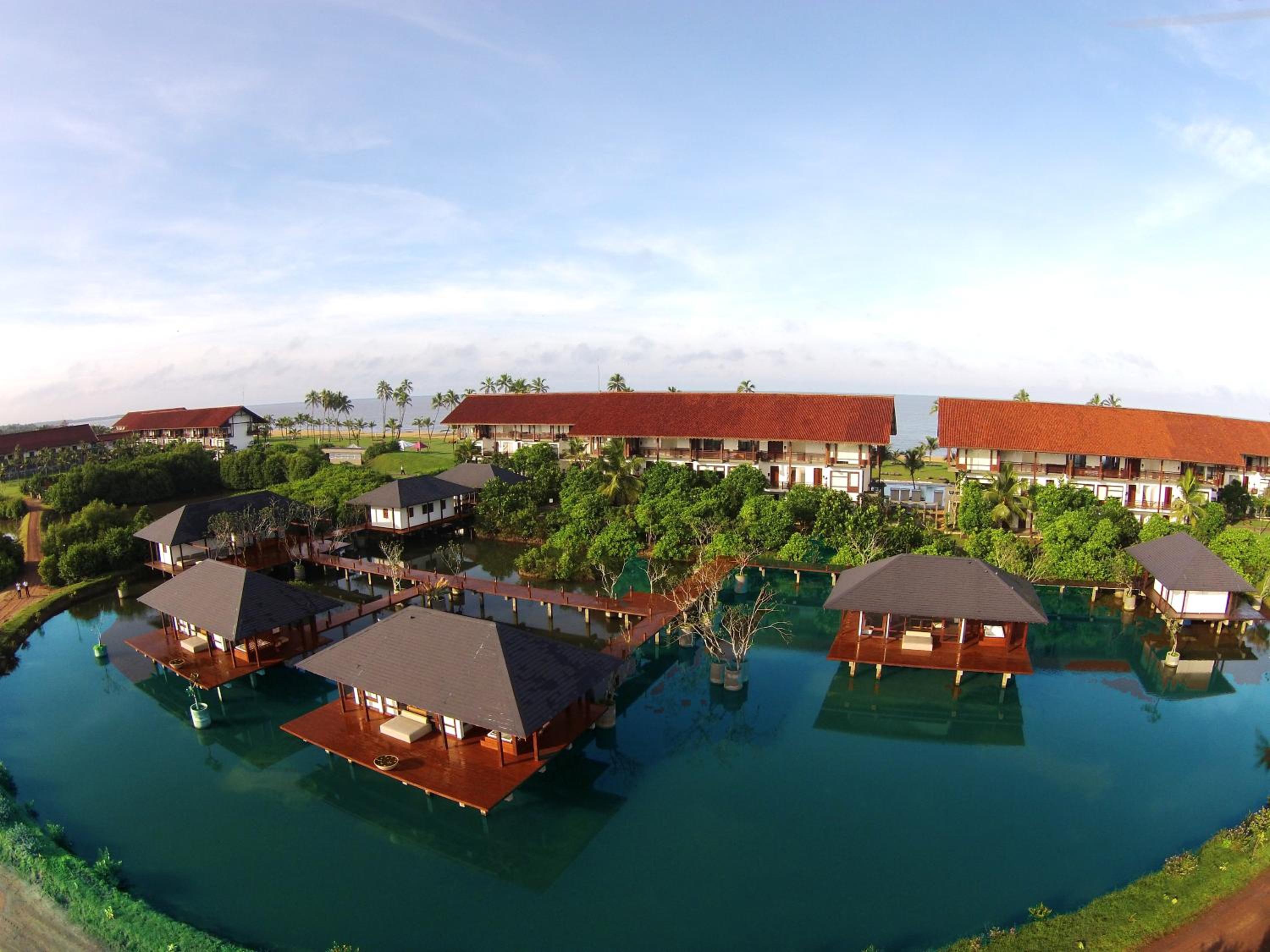Villa photo 2