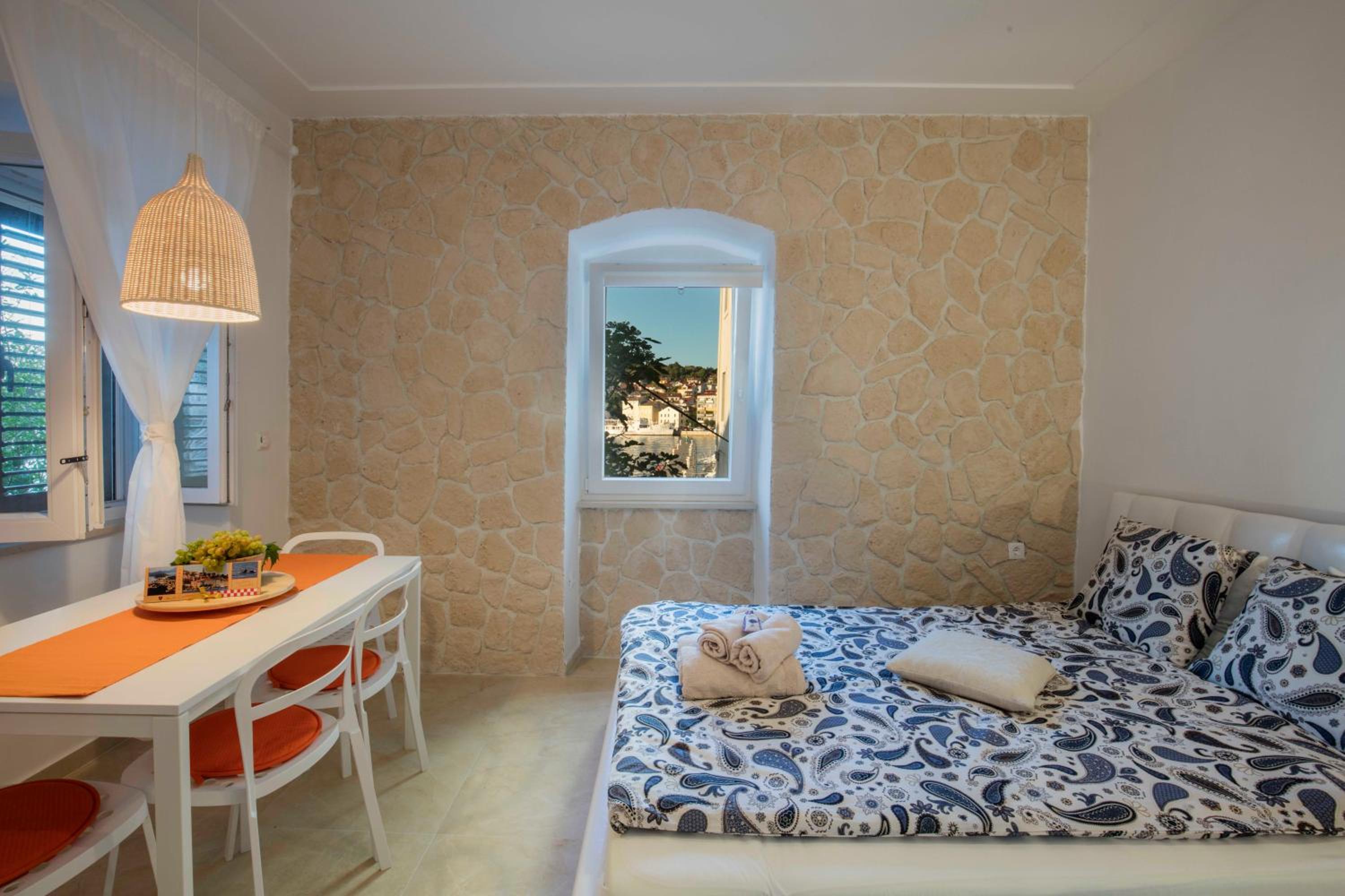 Studio Apartment with Sea View