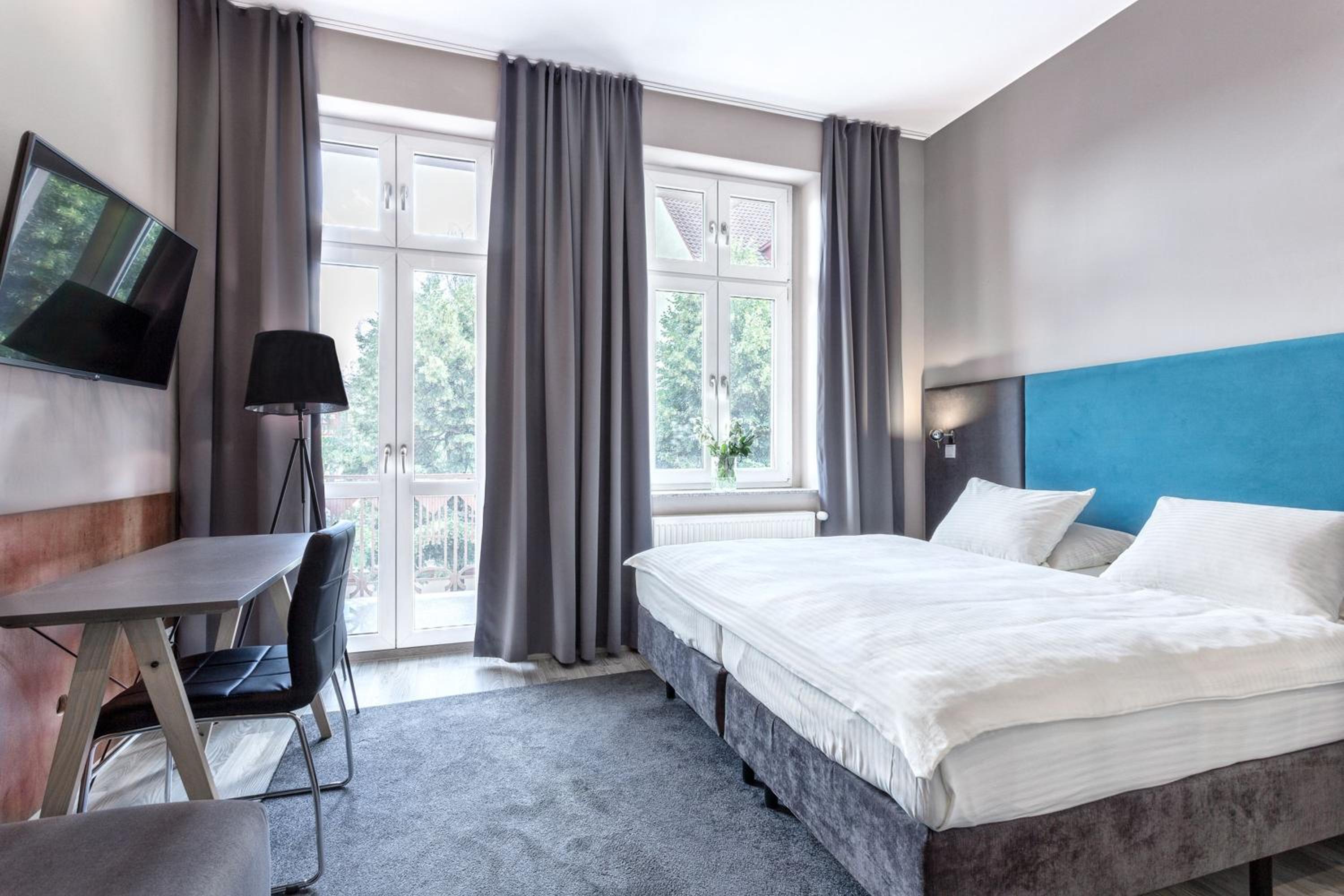 Double Room with Whirlpool - Photo 4