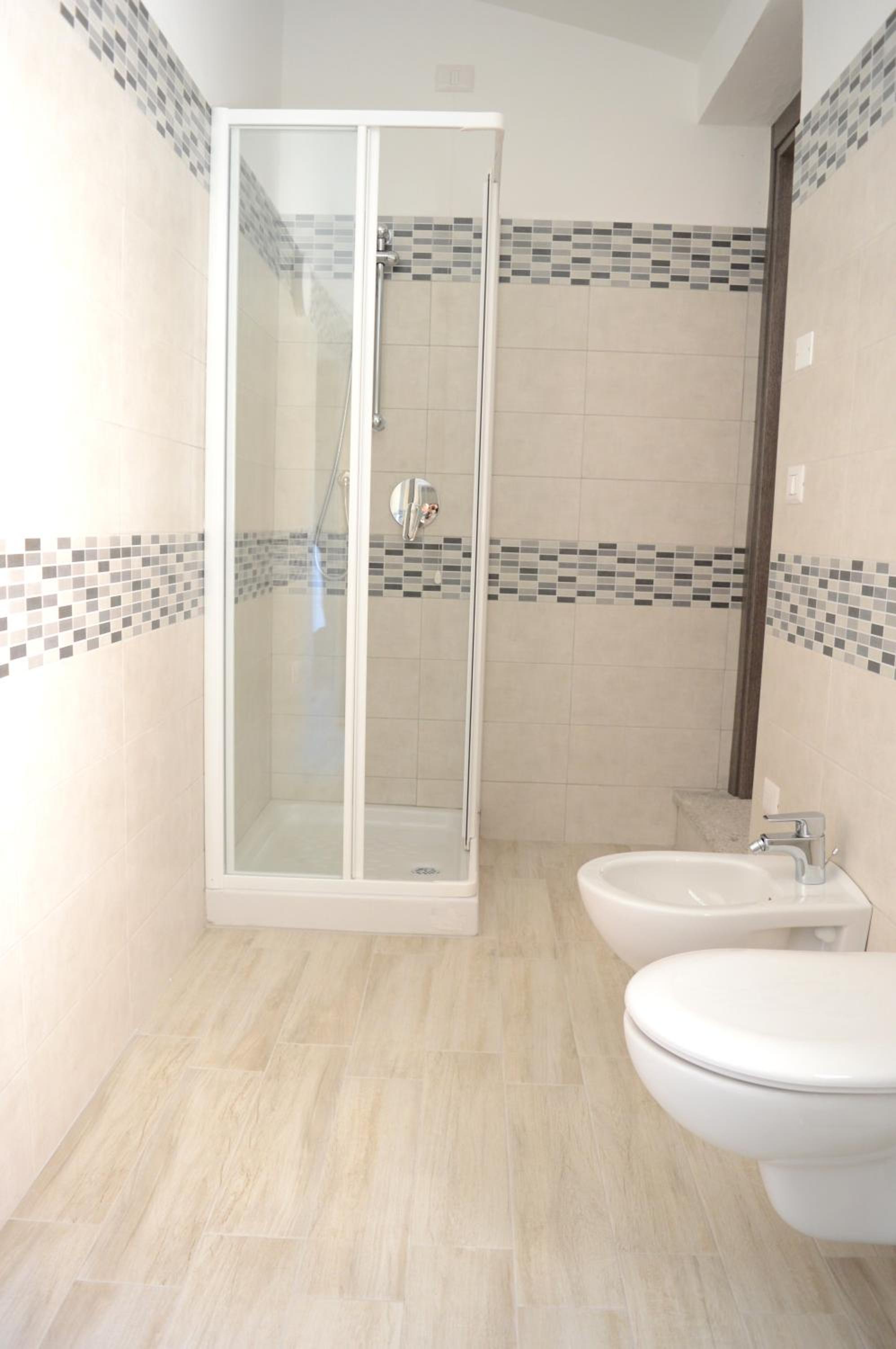 Double Room - Photo 10