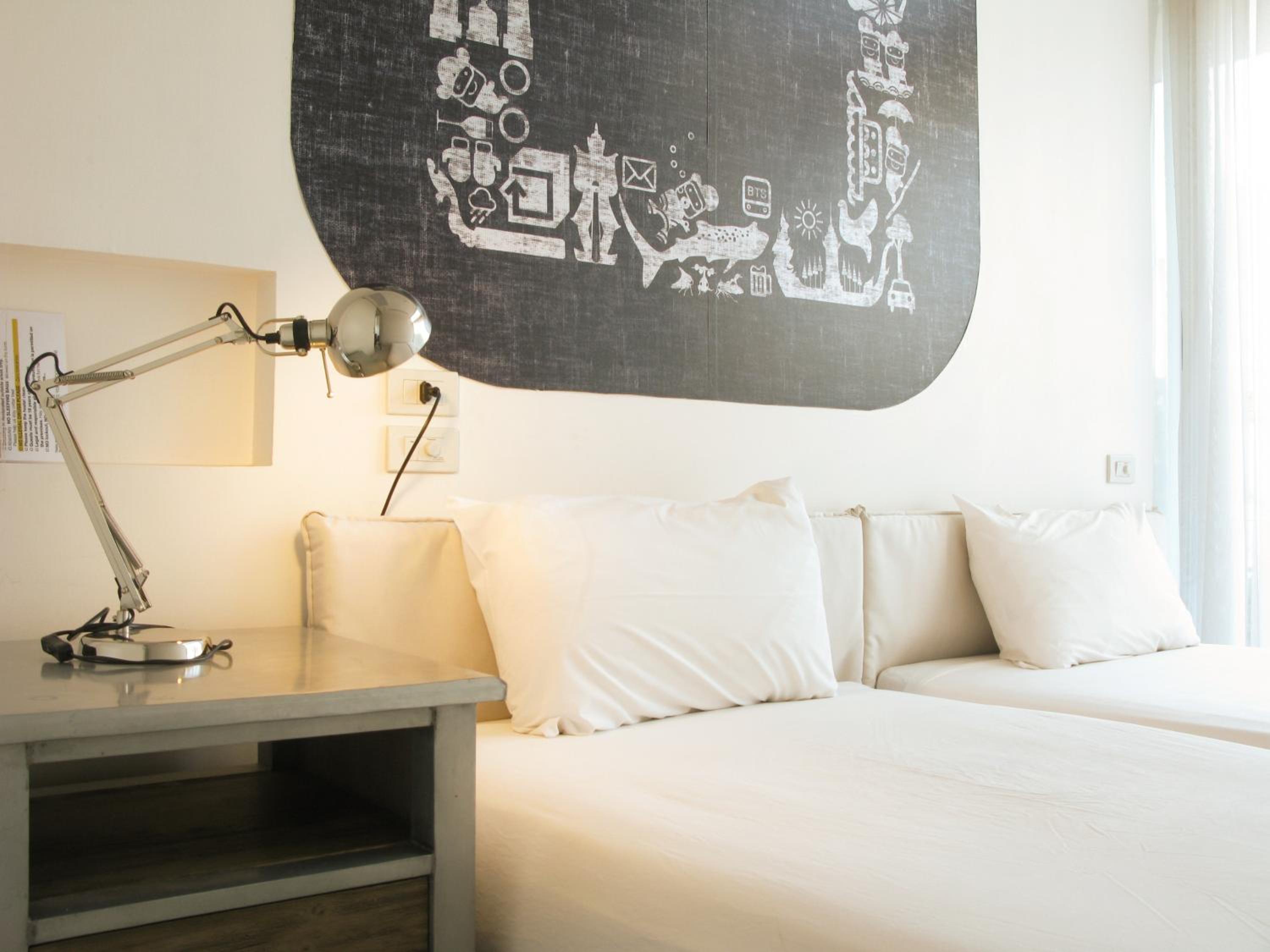 Twin Room (Female) photo 1