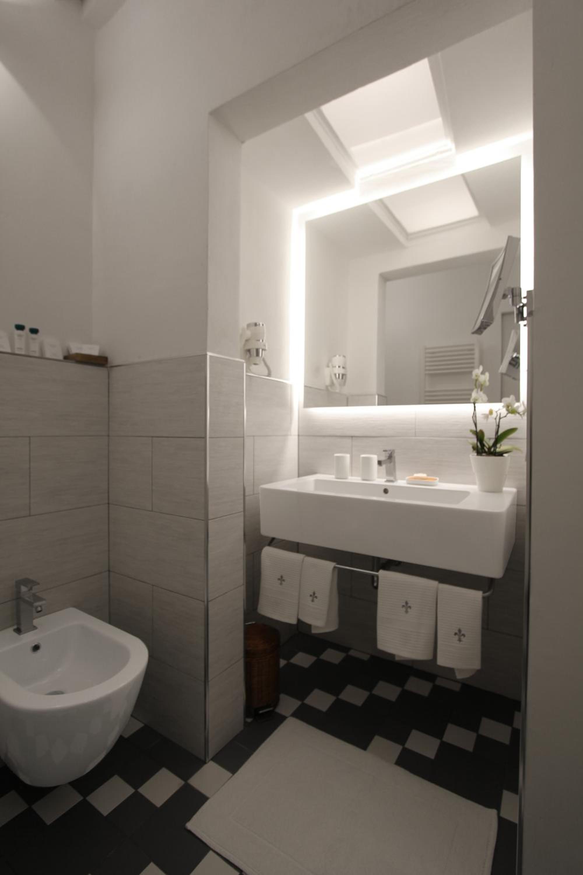 Superior Double Room photo 2