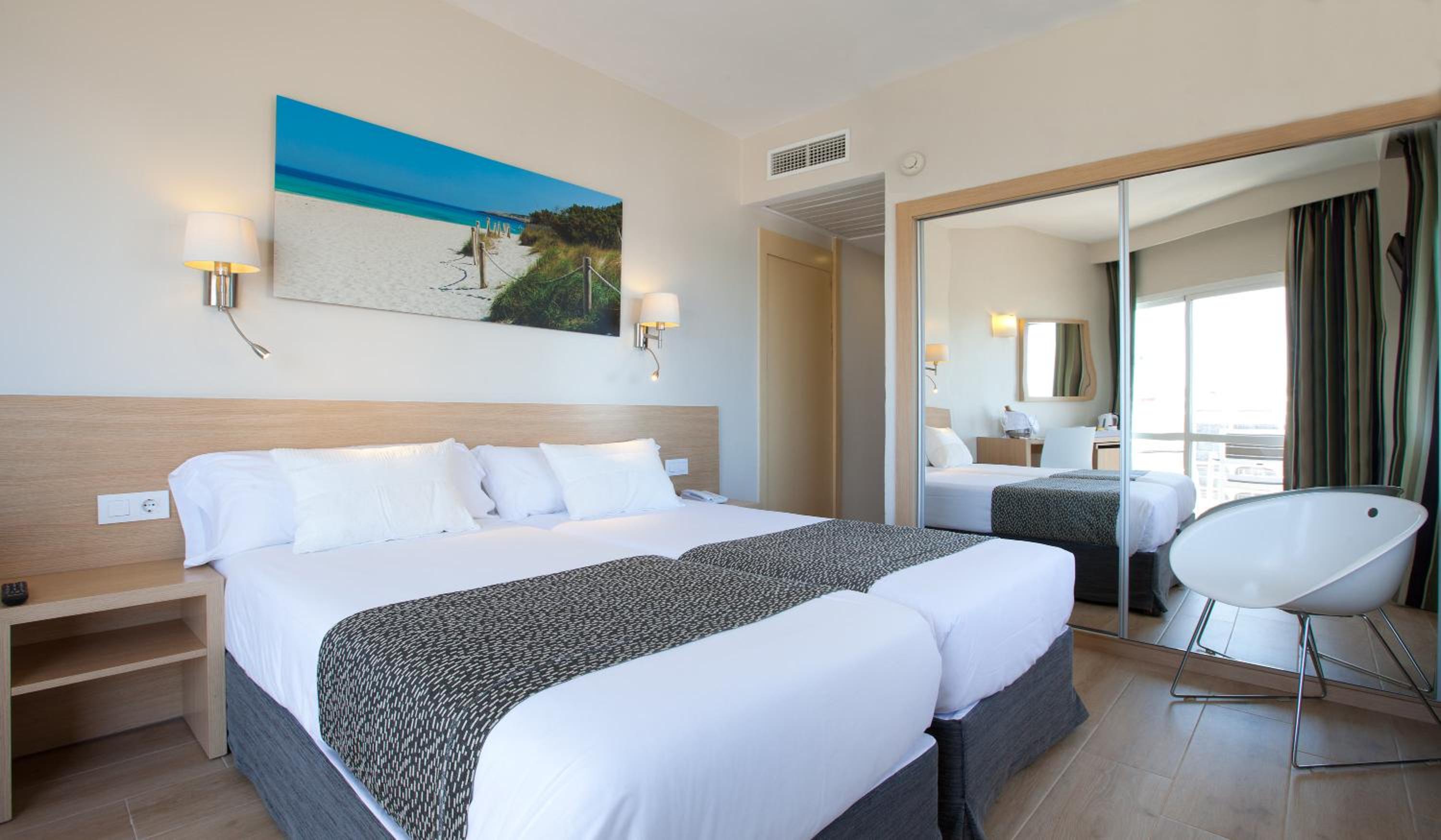 Twin Room - Photo 4