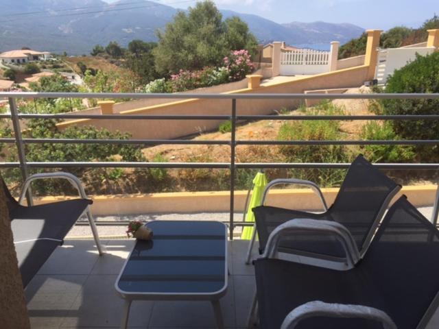 Apartment with Terrace - Photo 1