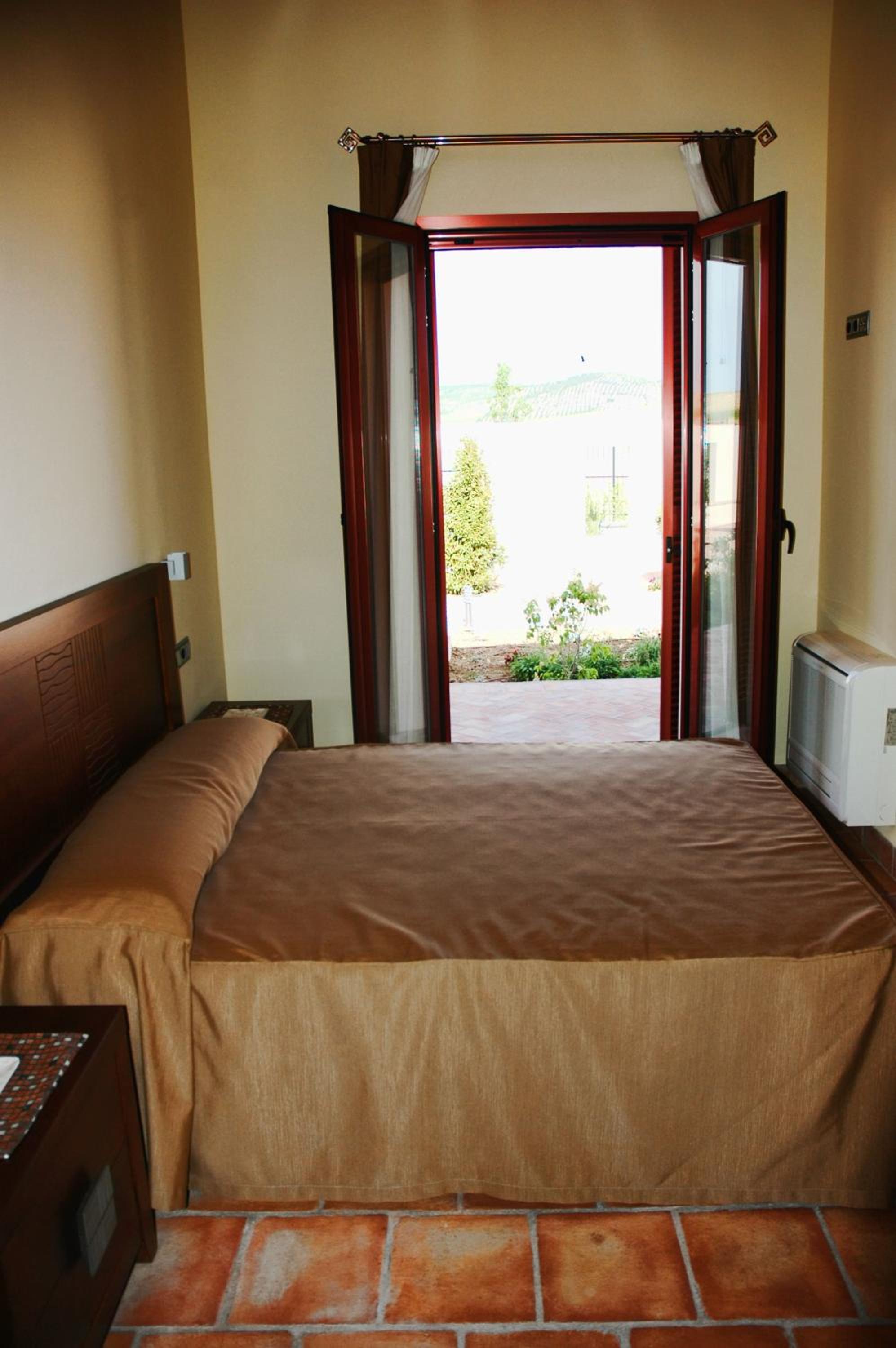 Three-Bedroom Apartment - Photo 17