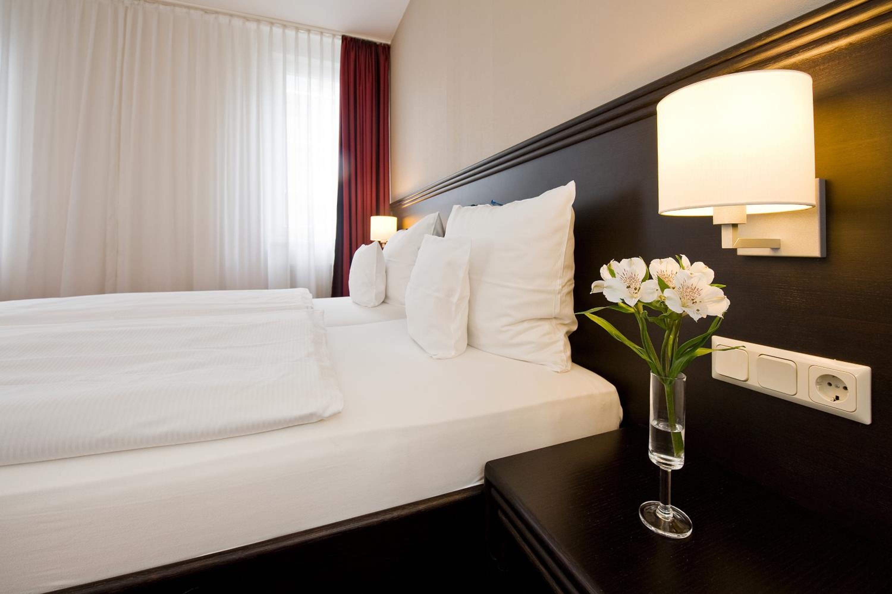 Comfort Double Room - Photo 7