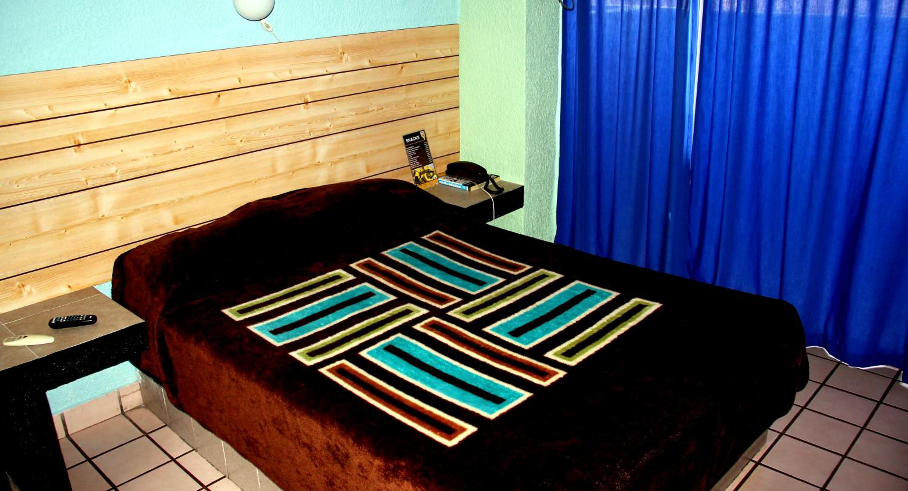 Triple Room - Photo 1