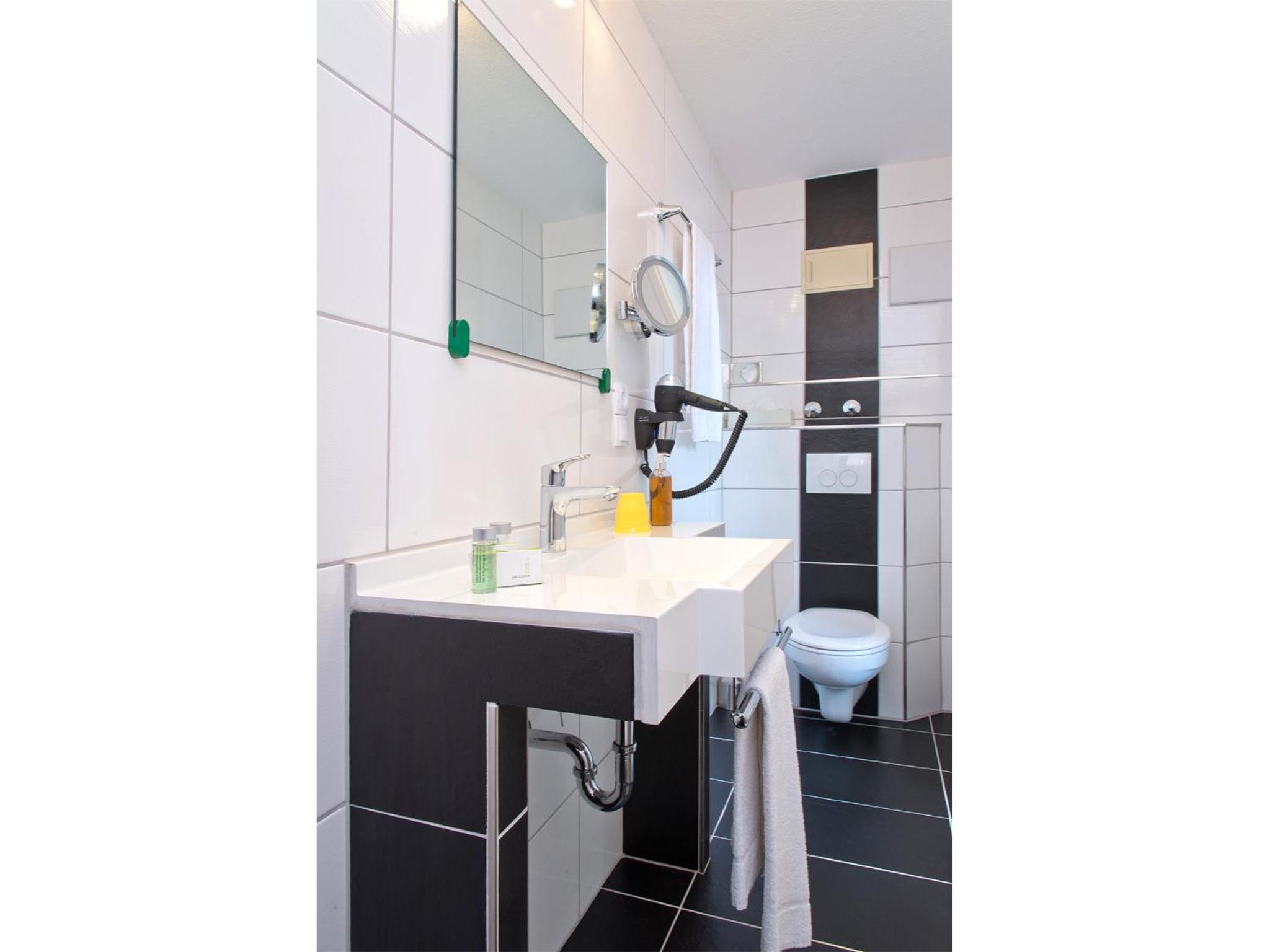 Studio Apartment photo 3