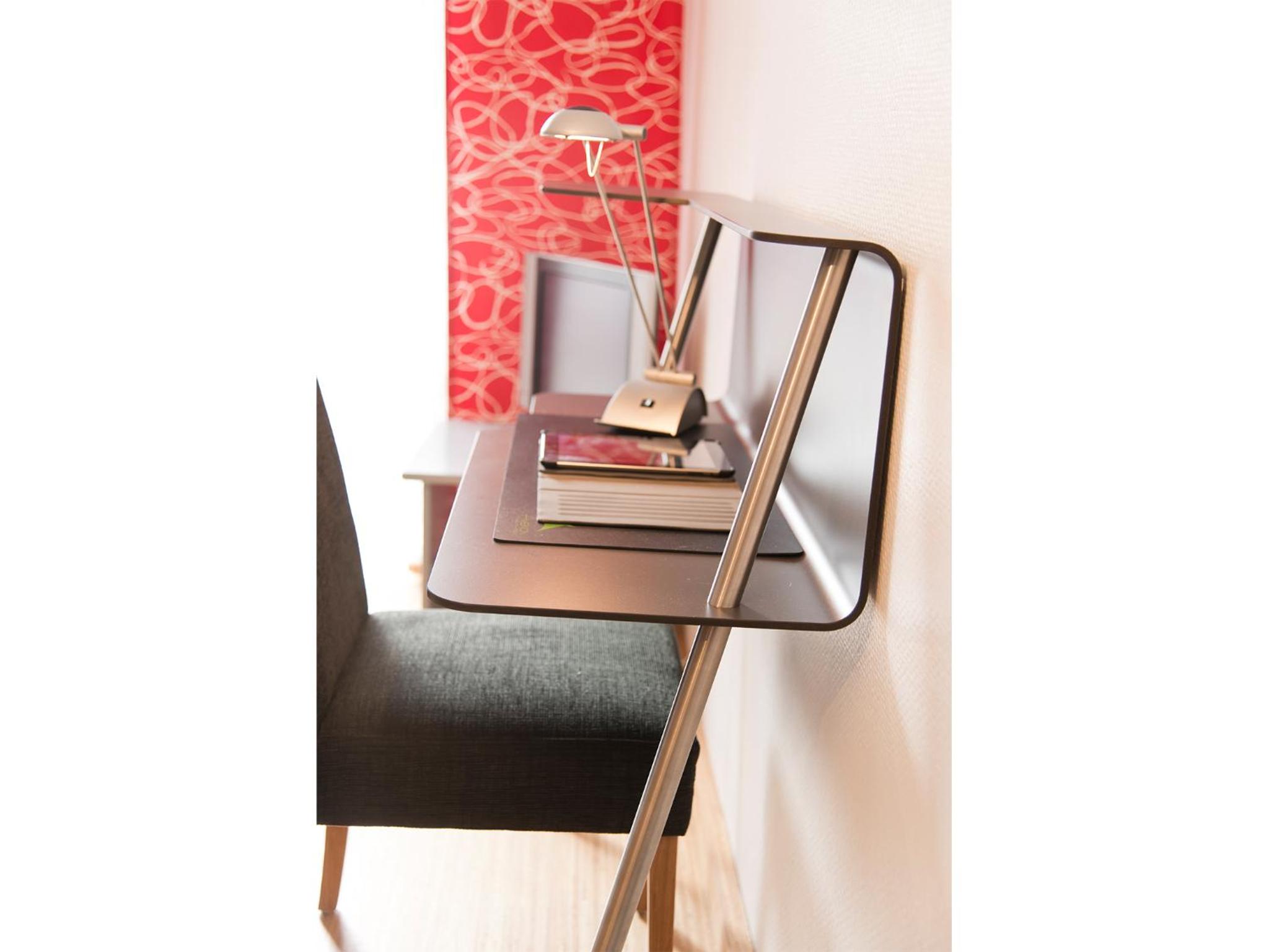 Single Room - Business photo 3