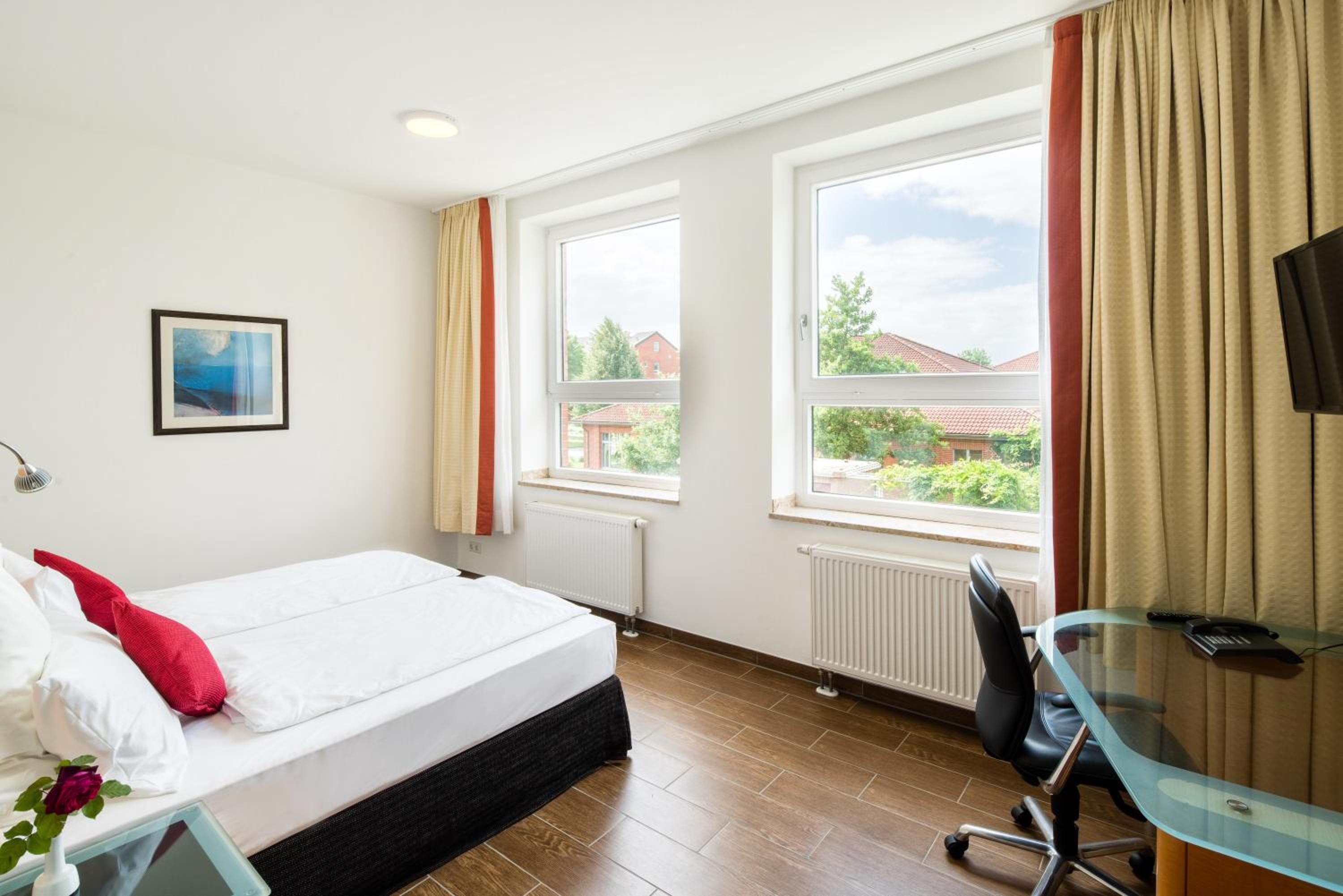 Standard Double Room photo 3