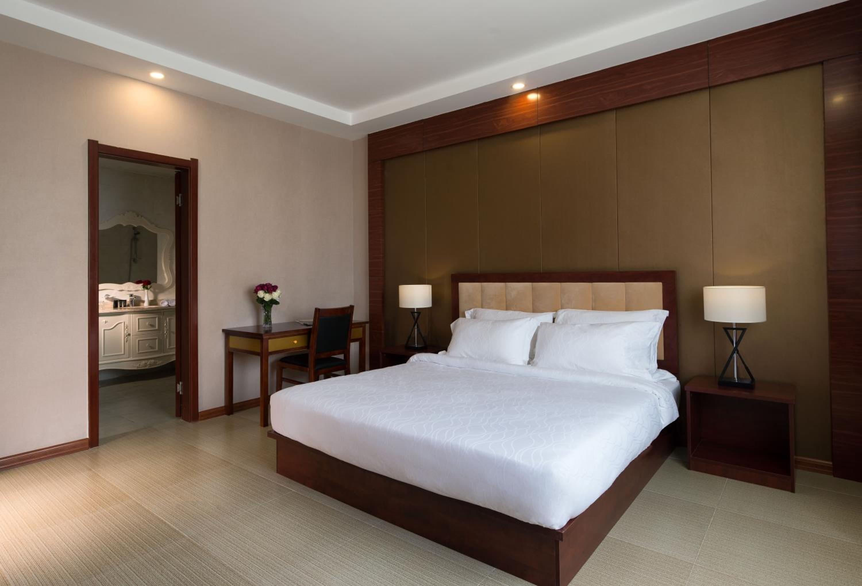 Executive Suite