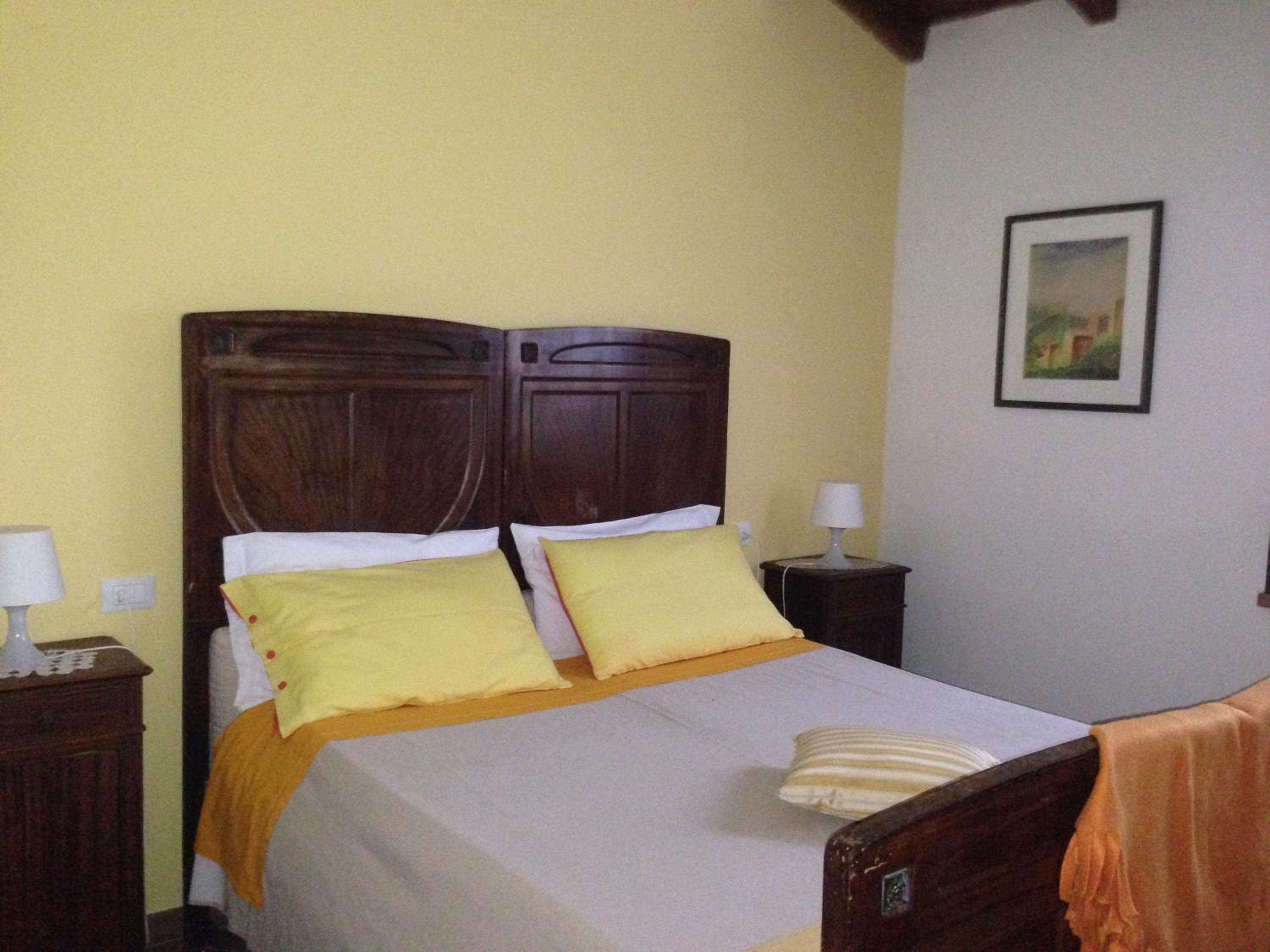 Deluxe Room - Photo 3