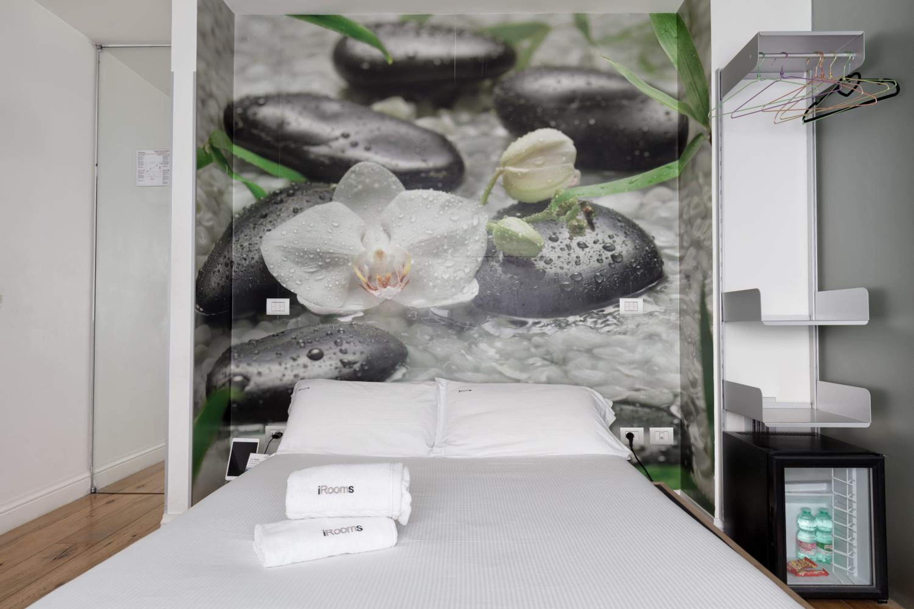 Superior Double Room with Hot Tub photo 2