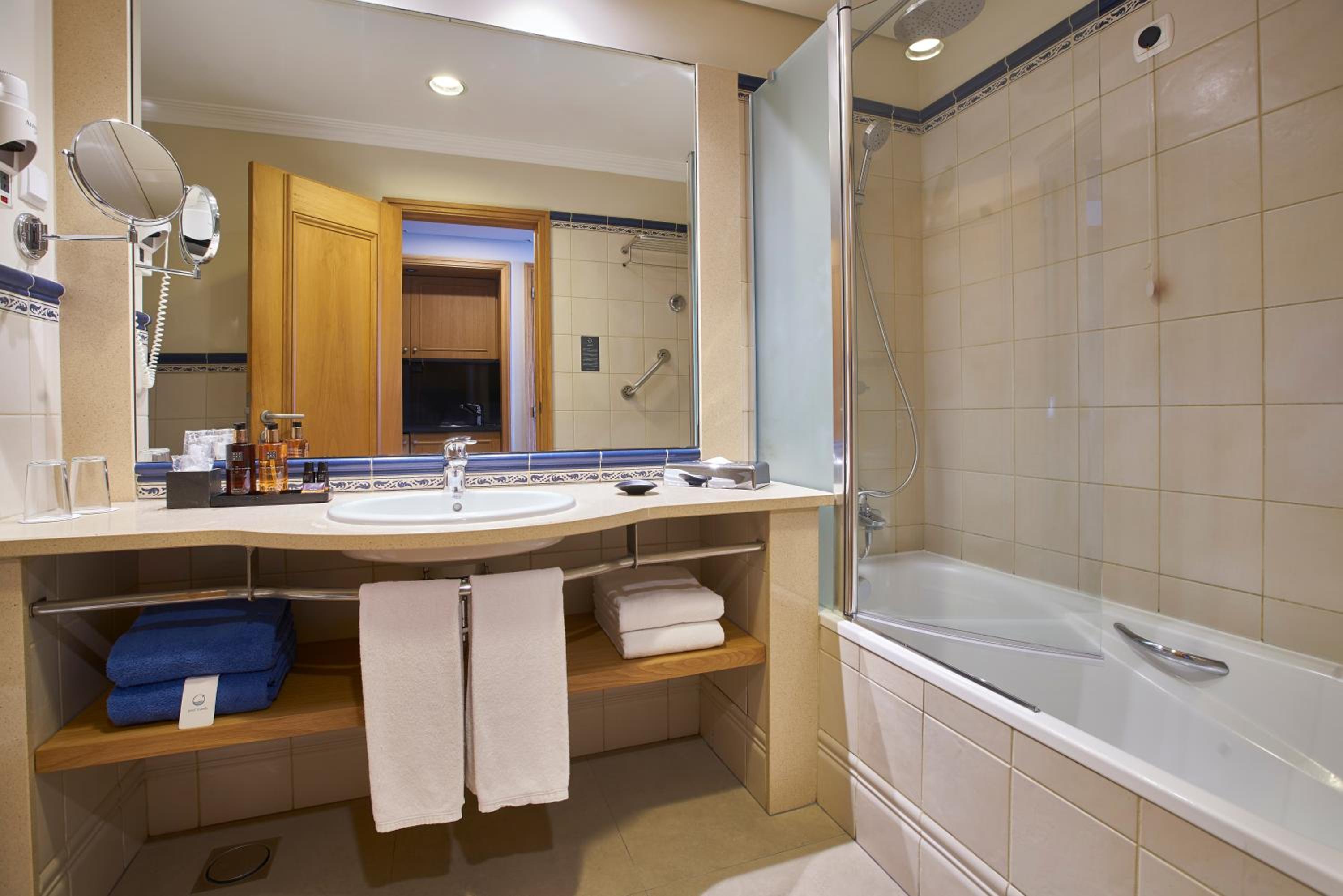 Room with Sea View photo 2