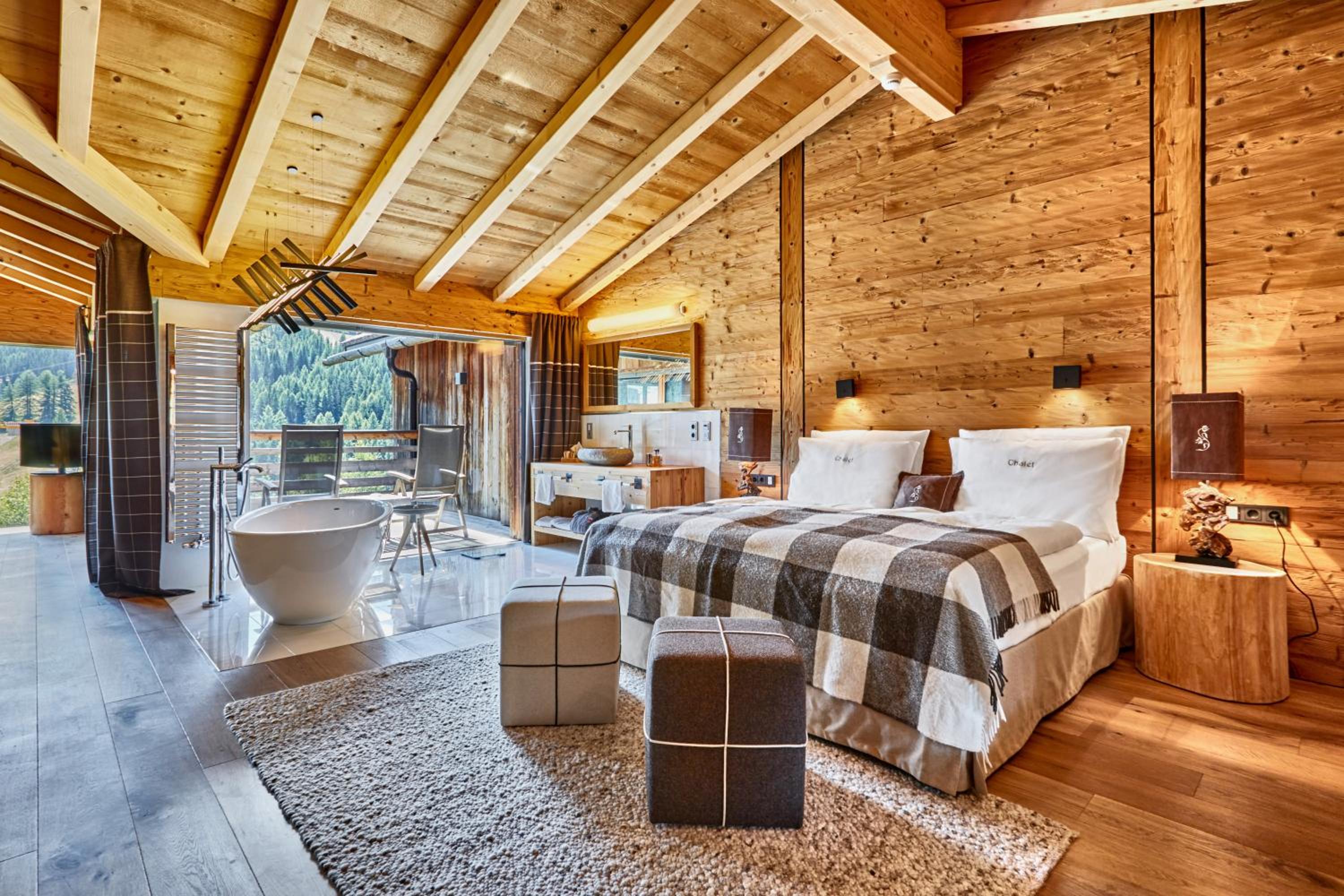 Chalet (2 Adults) - Photo 1