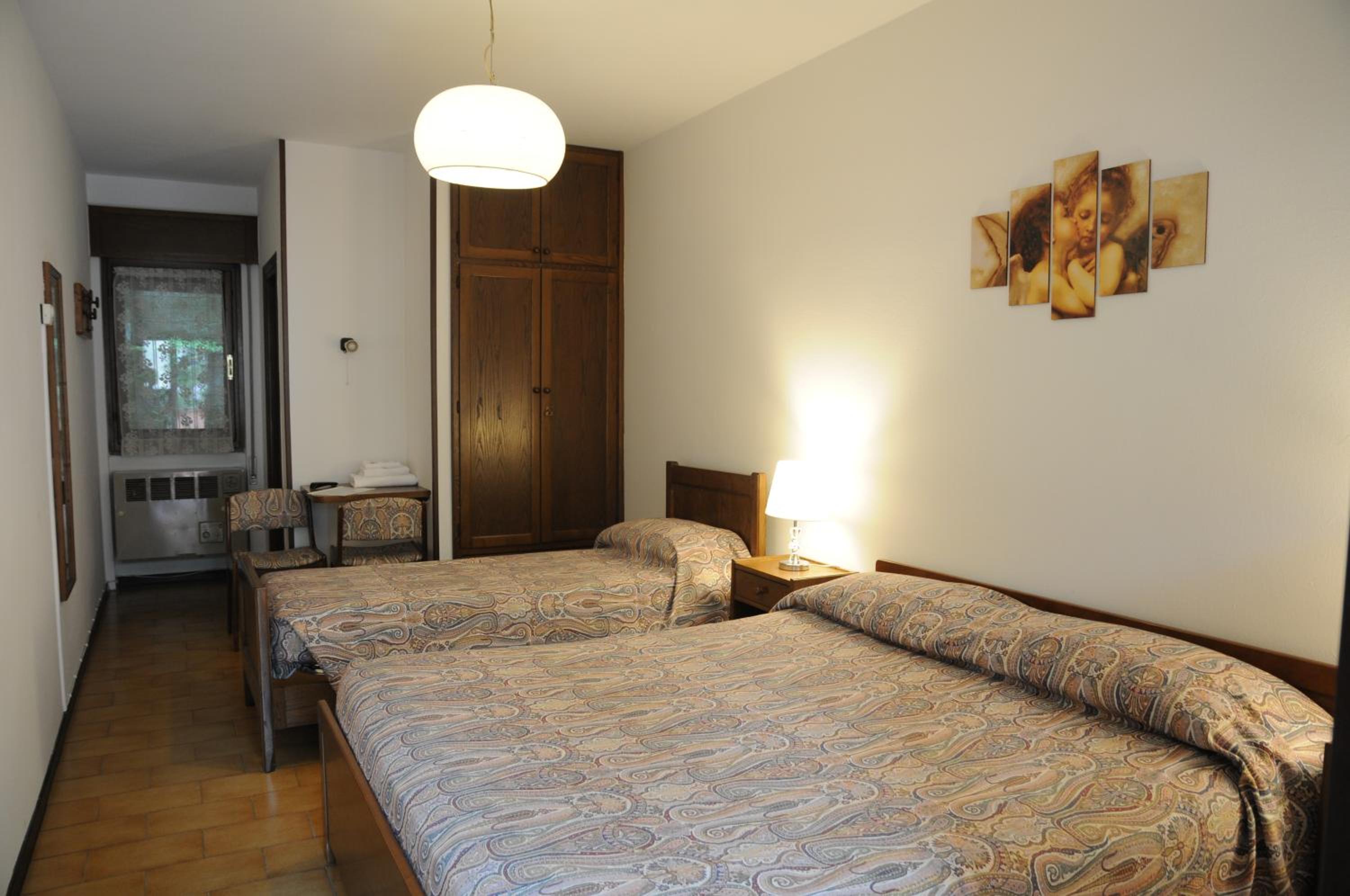 Triple Room - Photo 2