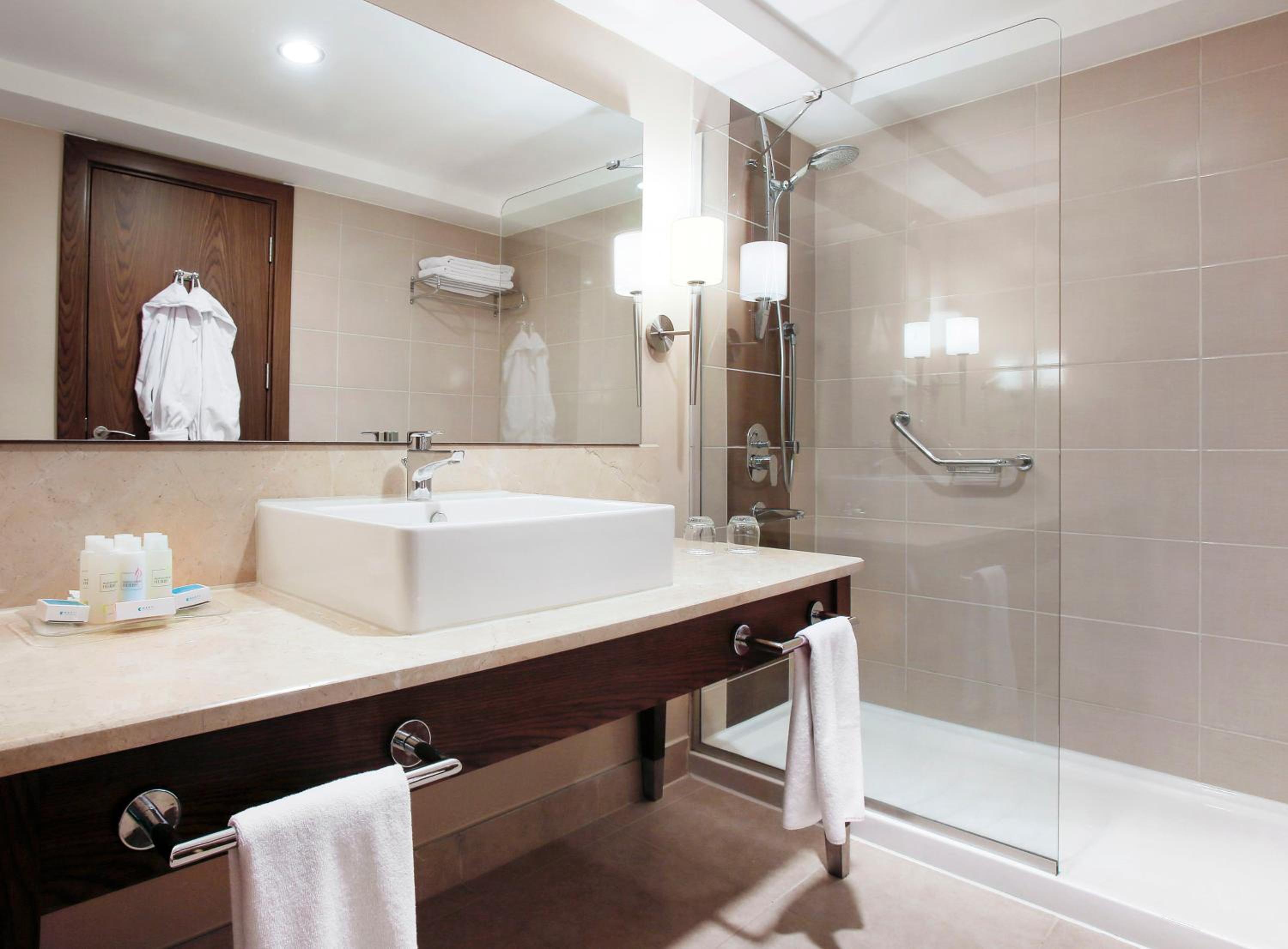 Superior Deluxe Double Room  photo 2