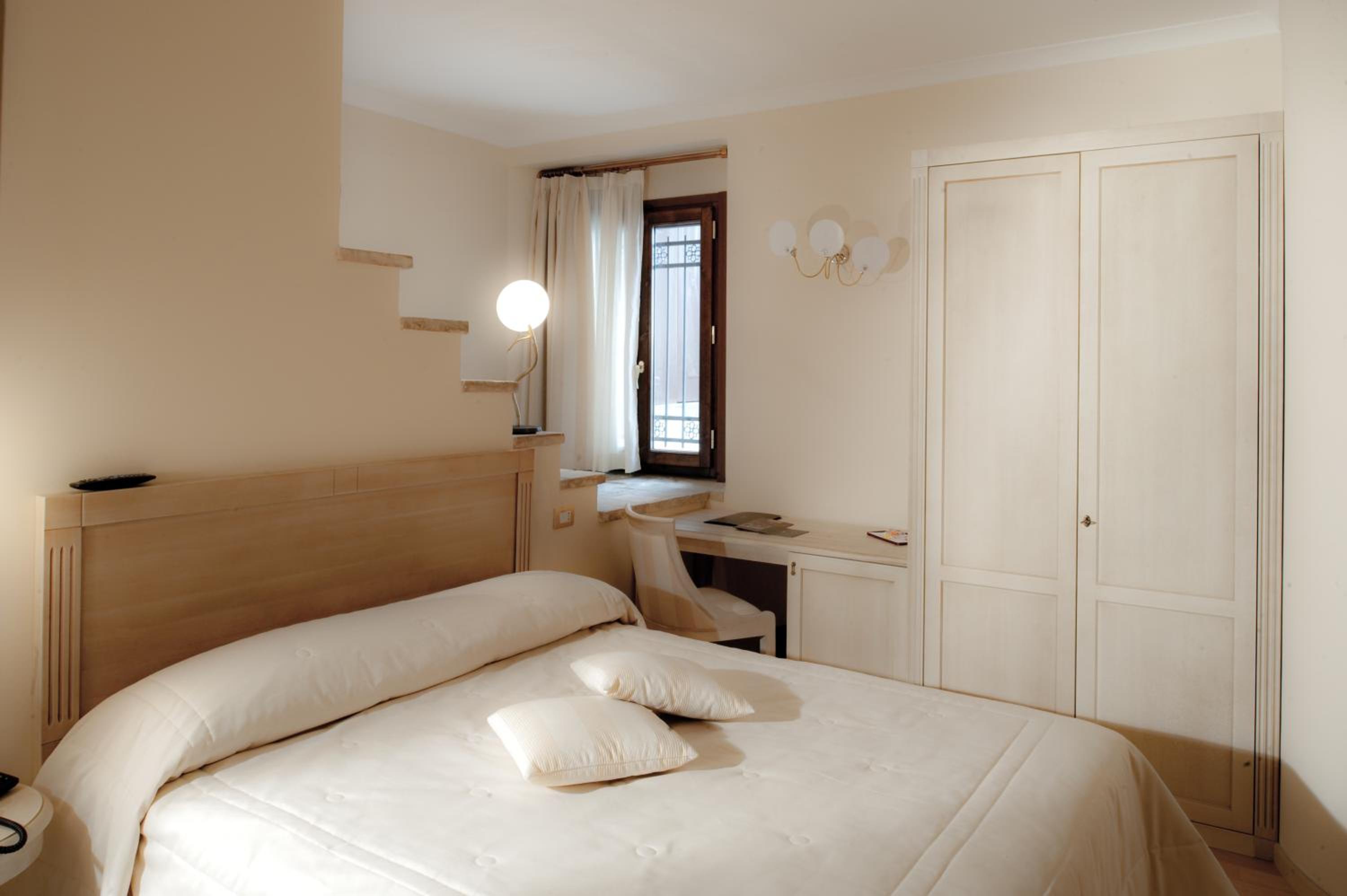 Superior Double/Twin Room - Photo 19