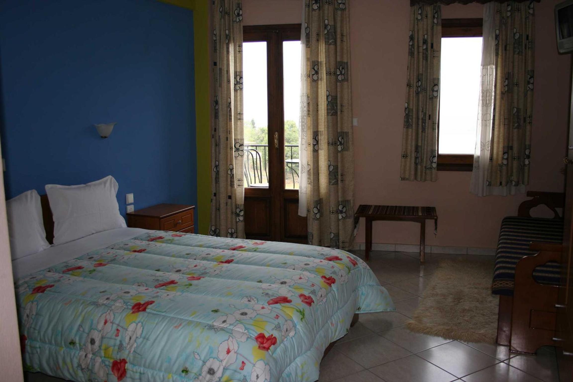 Double Room with Lake View photo 3