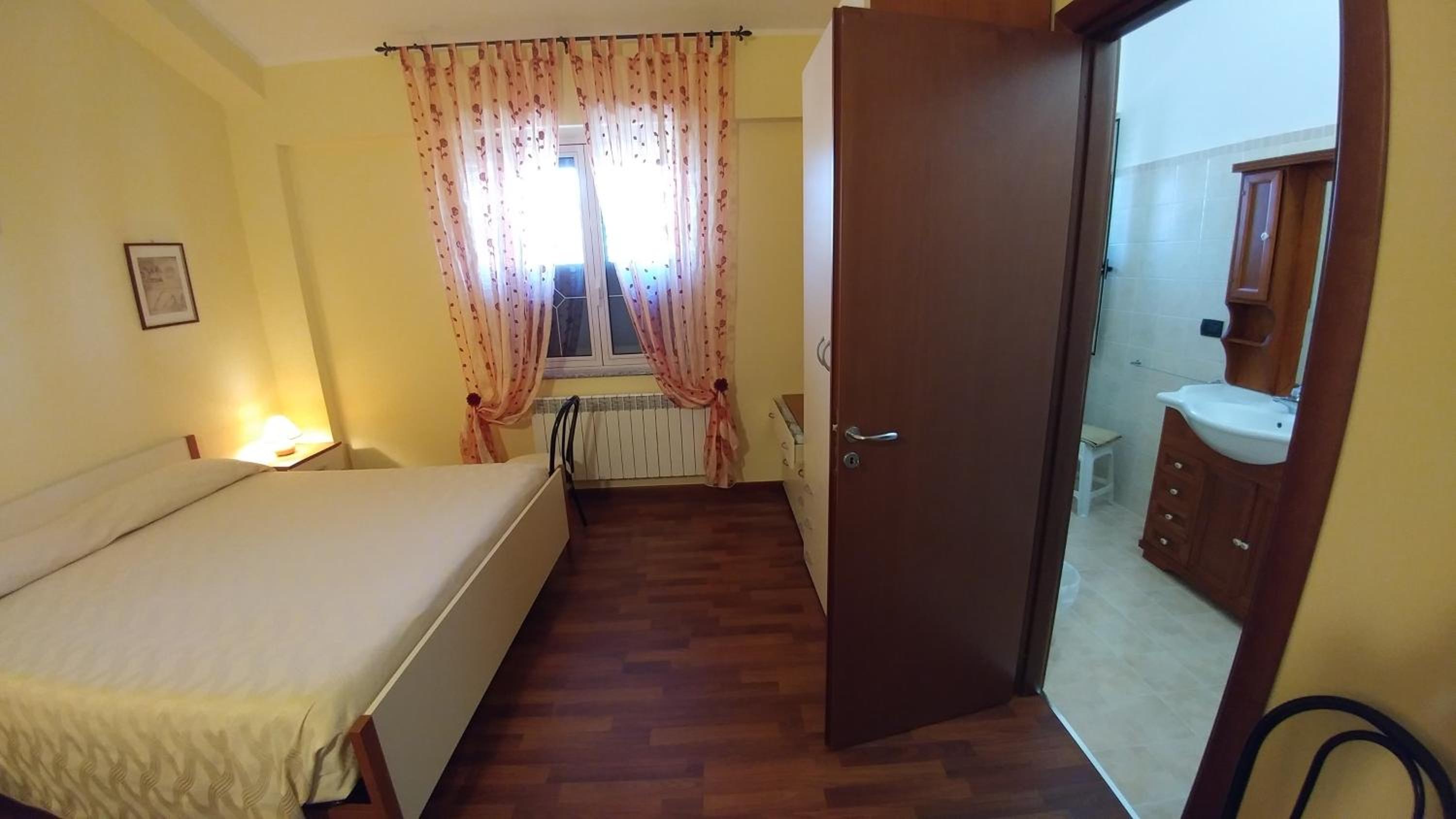 Triple Room with Private Bathroom photo 1