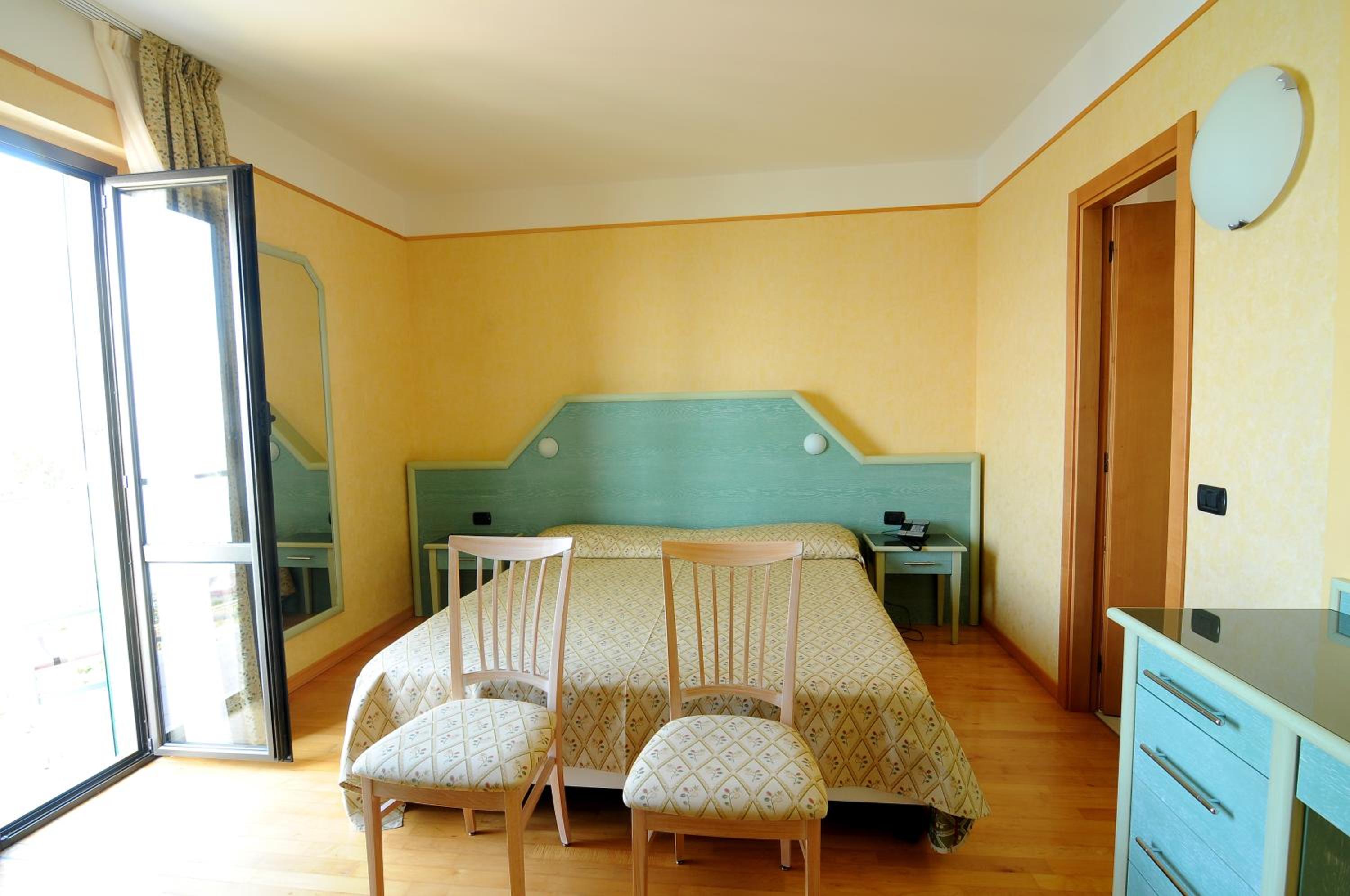 Studio with Sea View