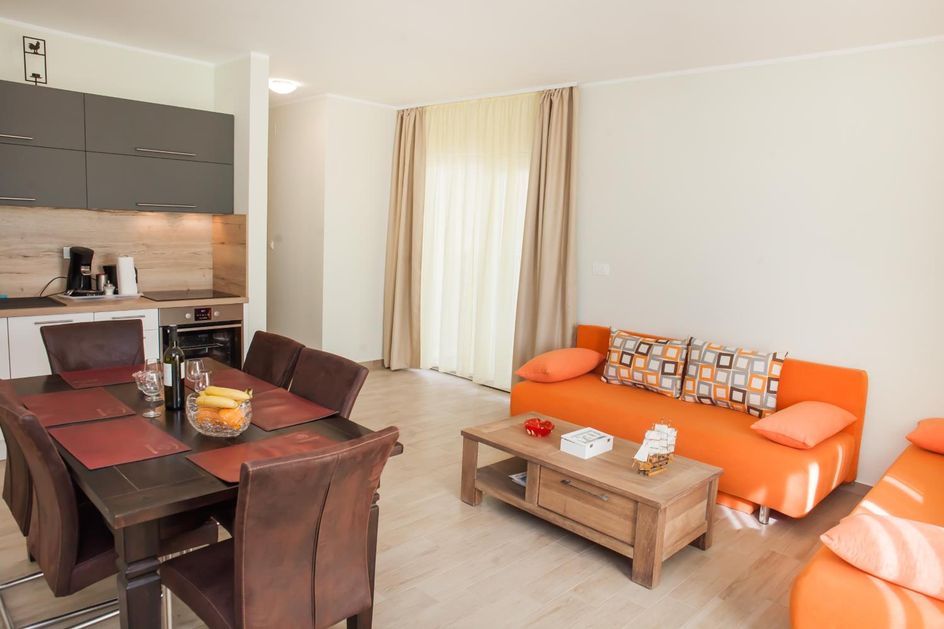 Two-Bedroom Apartment with Two Bathrooms , Balcony and Sea View (7 Adults)