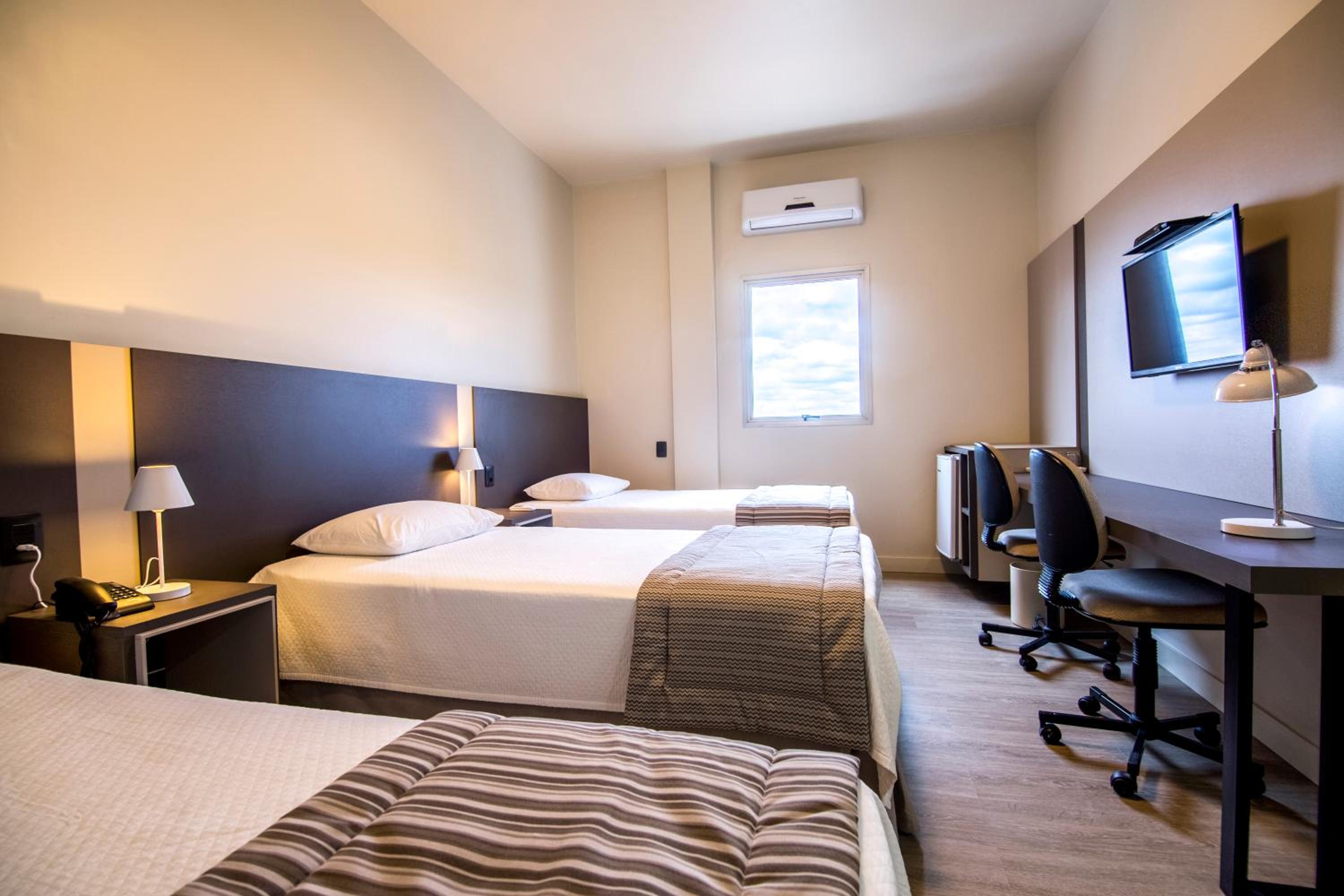 Deluxe Triple Room photo 1