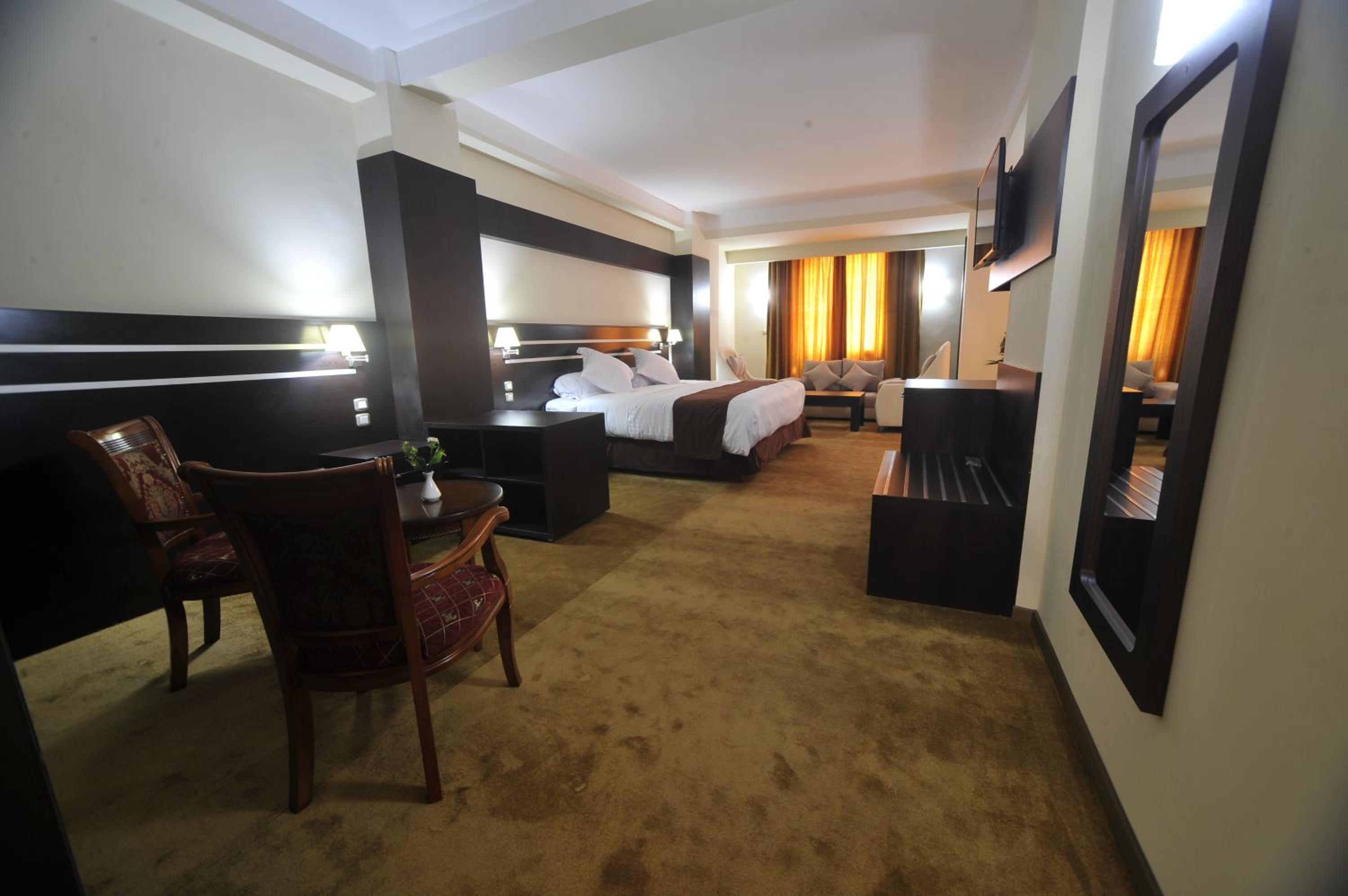 Junior Suite - Photo 1