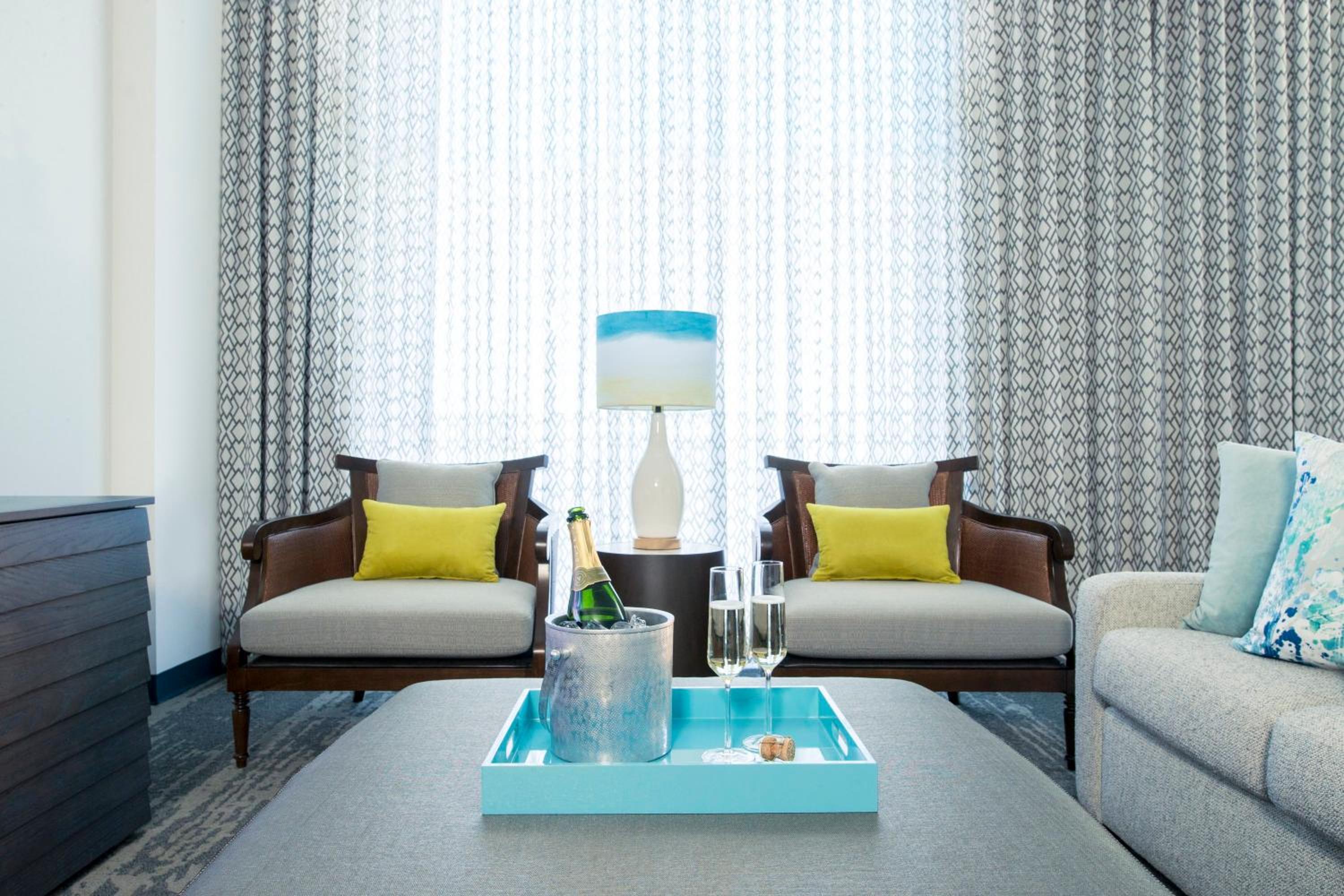 Hospitality Suite (Includes Early Park Admission*) thumbnail 6