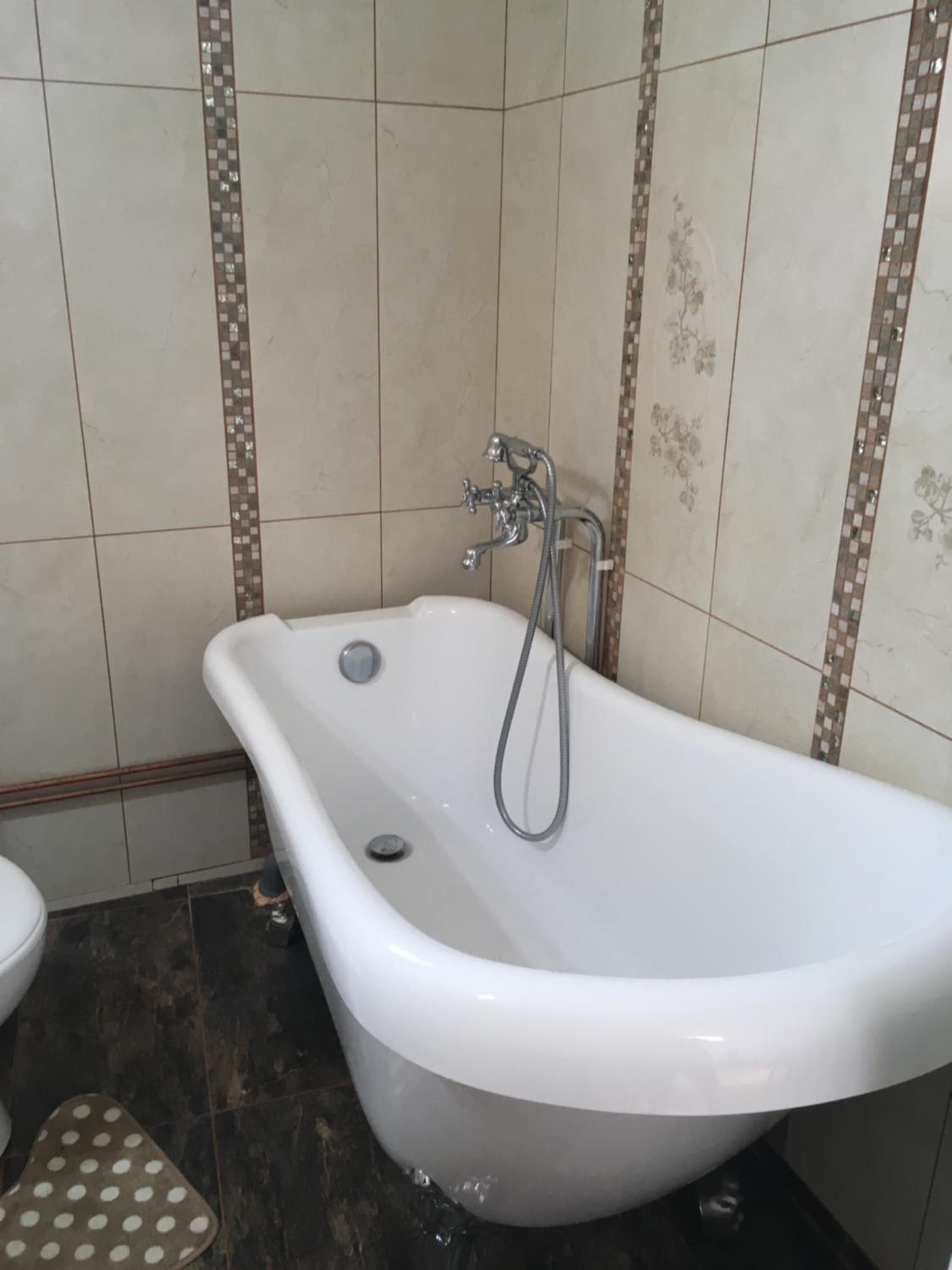Double Room - Photo 2