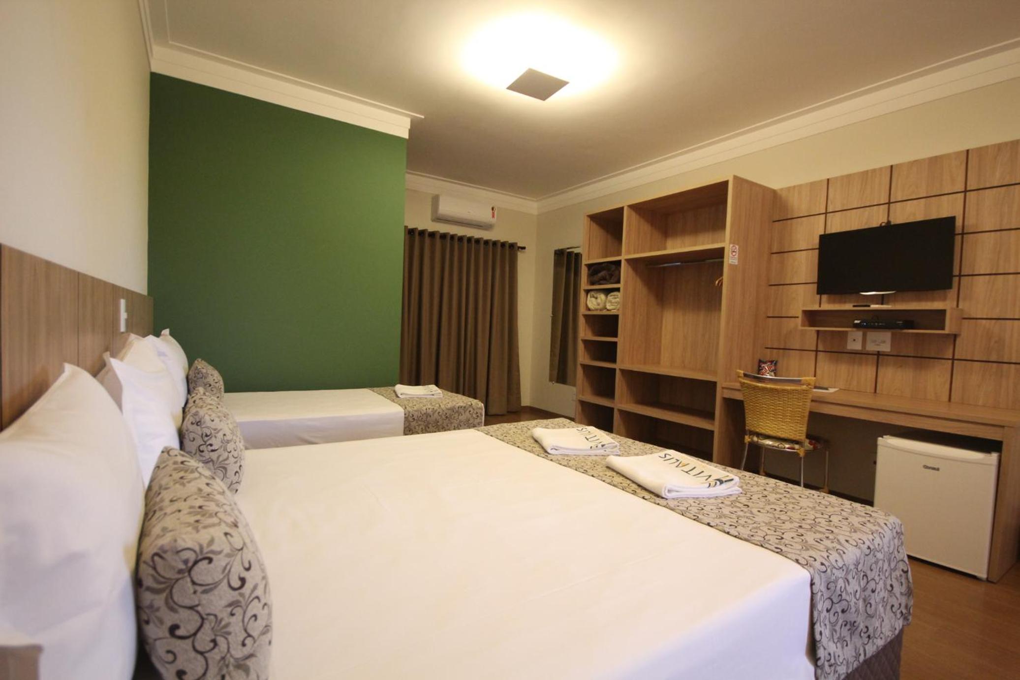 Deluxe Quadruple Room photo 1