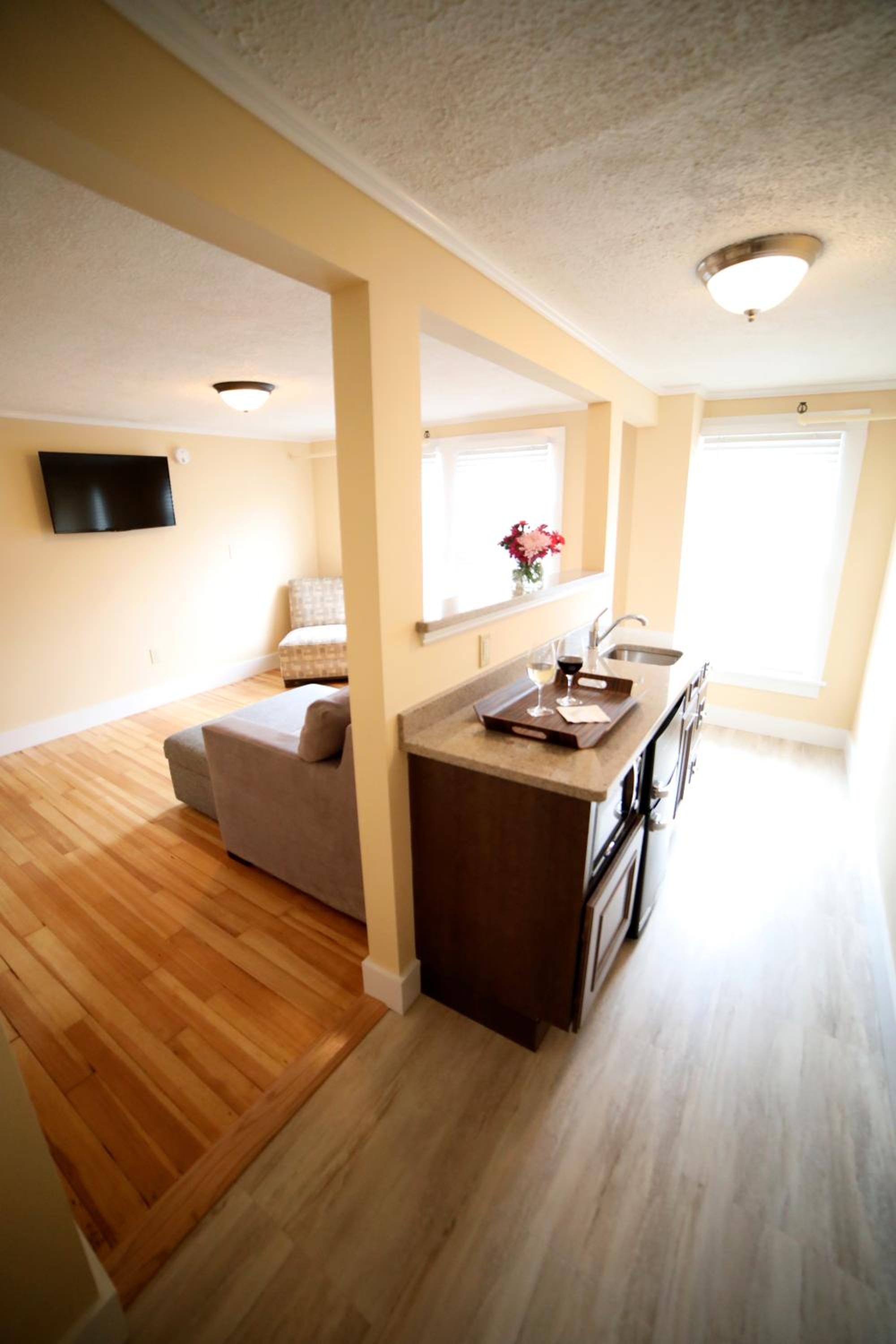 Deluxe Room - Photo 3