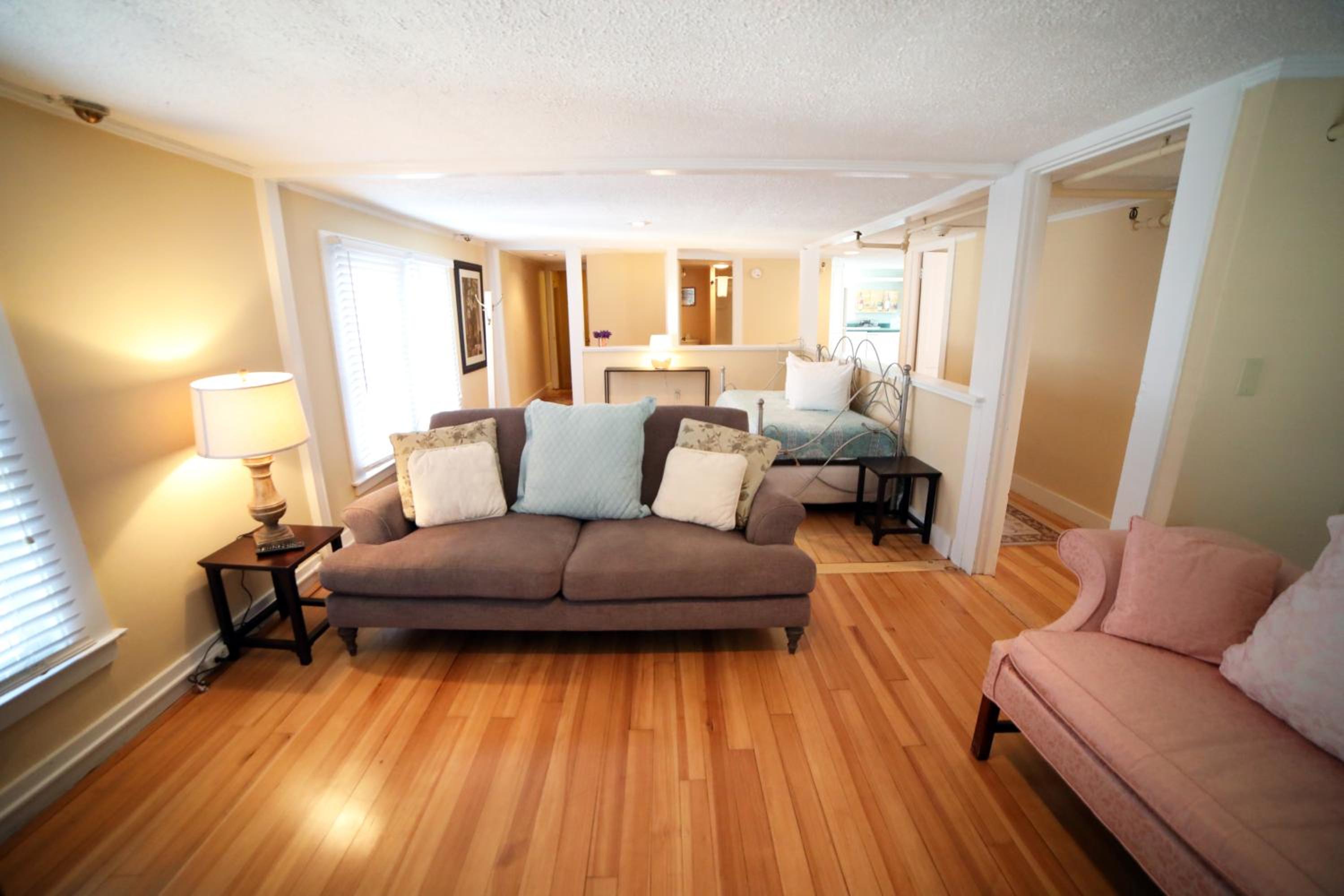 Two-Bedroom Suite - Photo 15