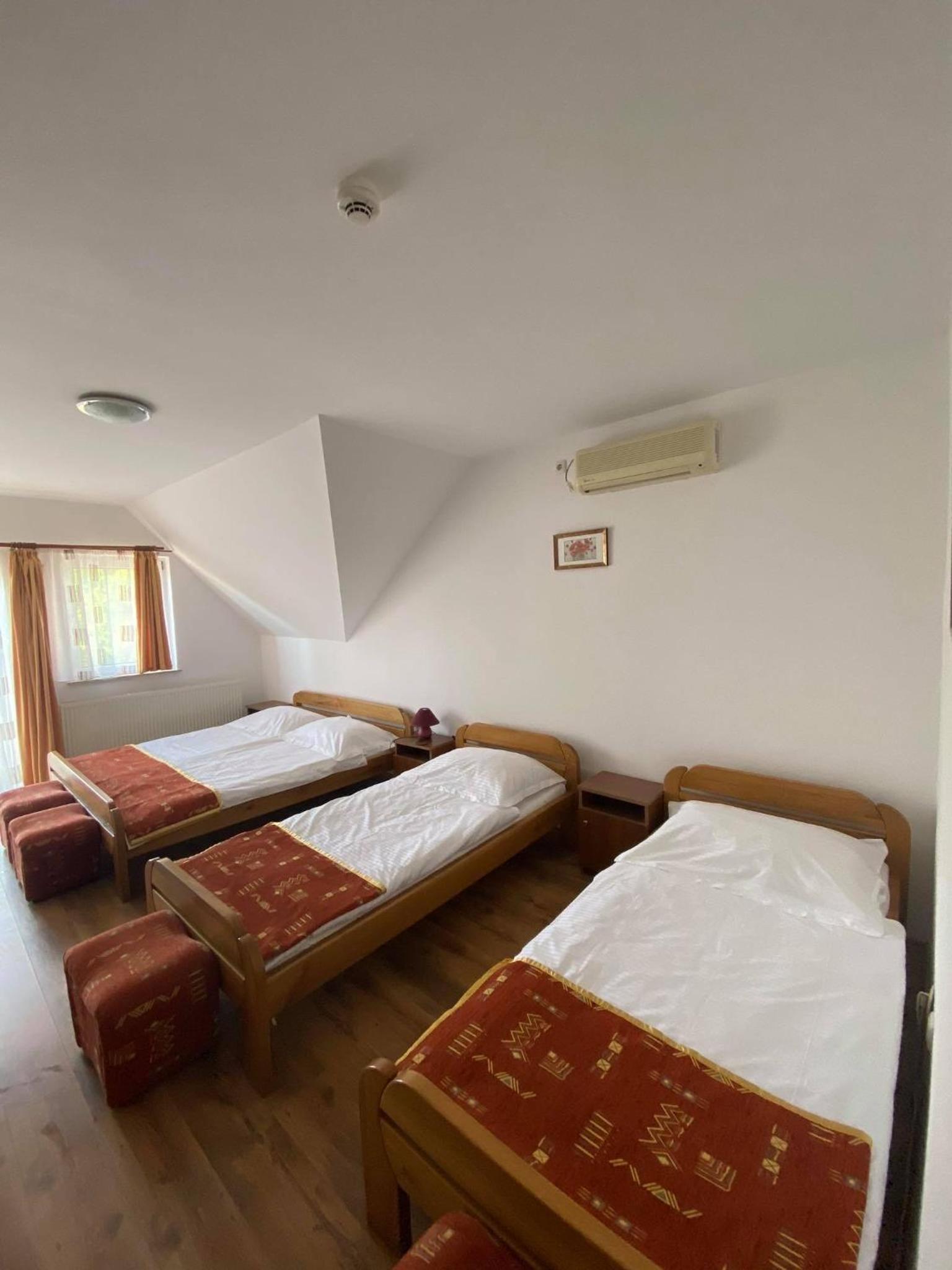 Quadruple Room photo 1