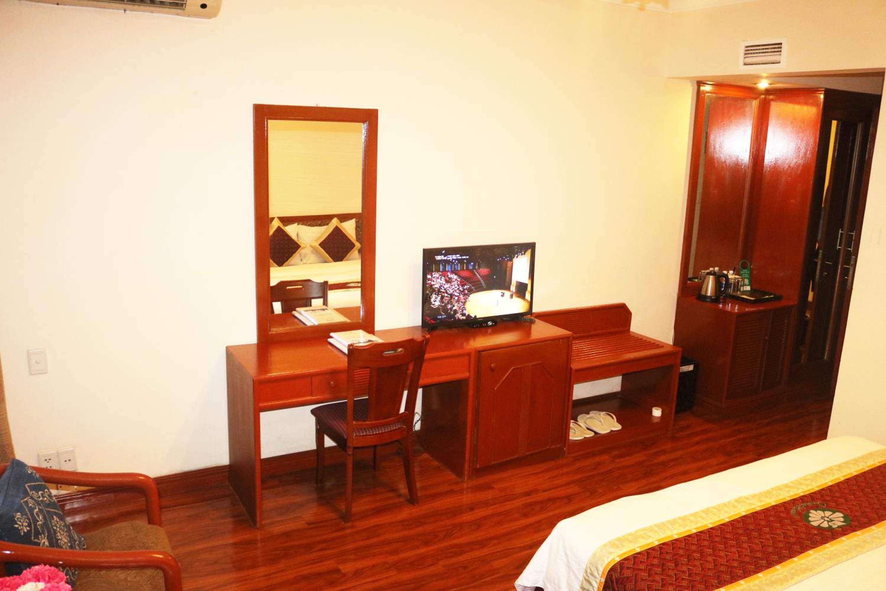 Deluxe Double or Twin Room - Photo 4
