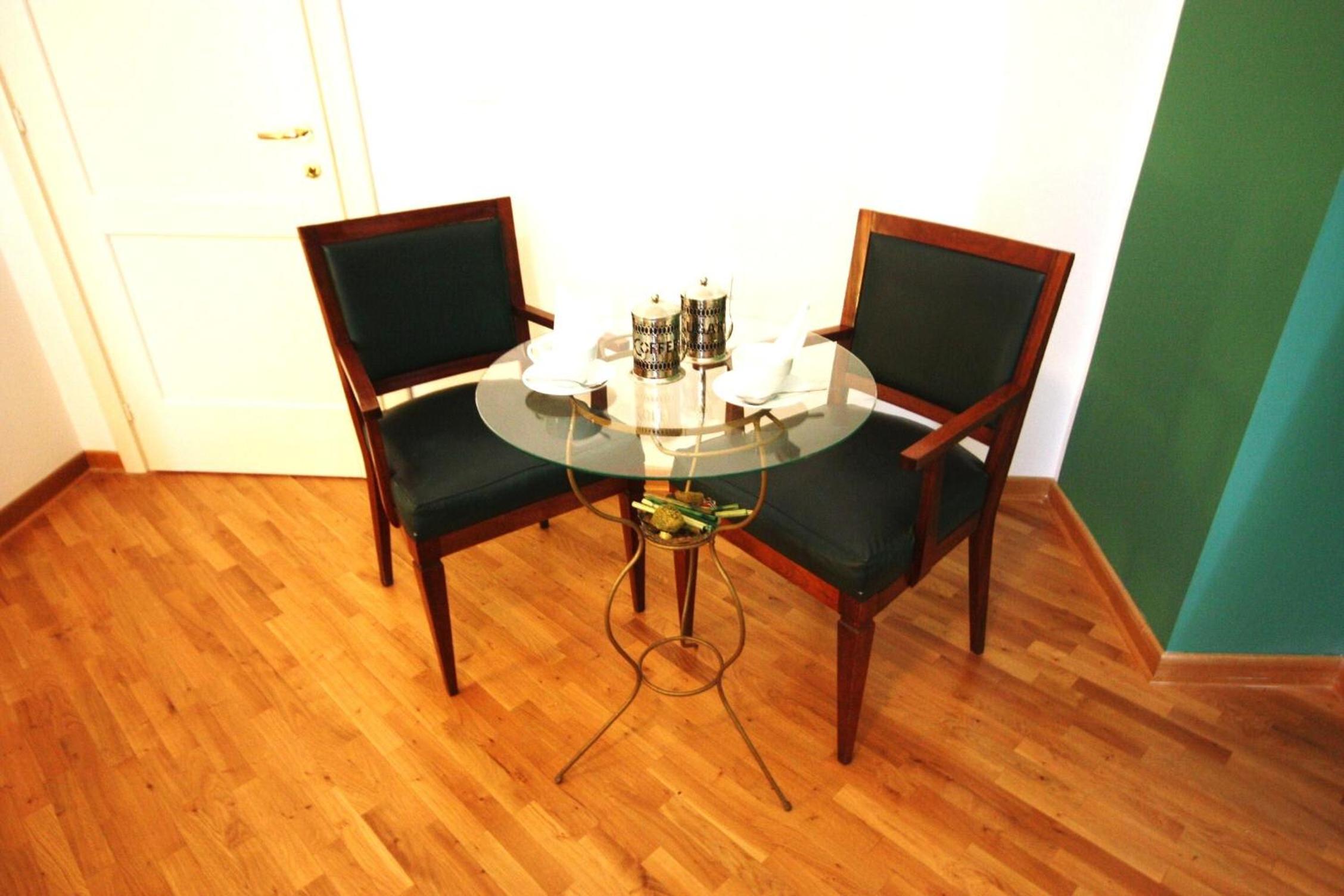 Double or Twin Room - Photo 5